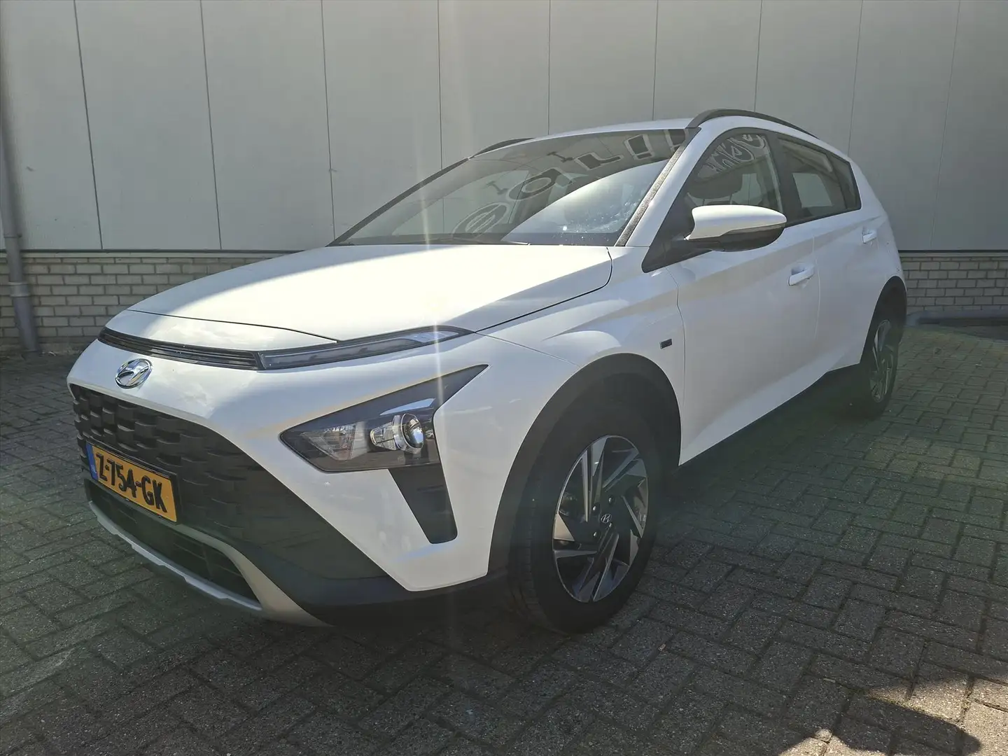 Hyundai BAYON 1.0 T-GDI 48V 100PK 7DCT Automaat I Comfort Smart Wit - 1