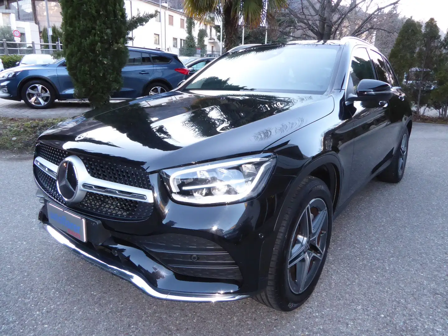 Mercedes-Benz GLC 220 d Premium Plus 4matic auto *PANO*LED*ACC*DIGITAL* Negro - 1