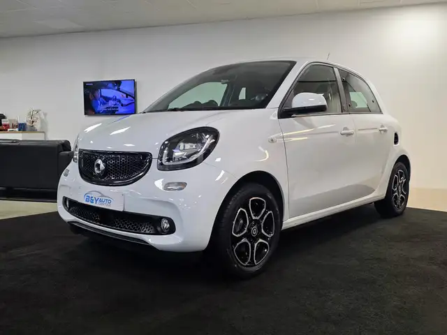 smart forFour 17.6 kWh EQ Comfort (EU6.2) ** 18.506 km **