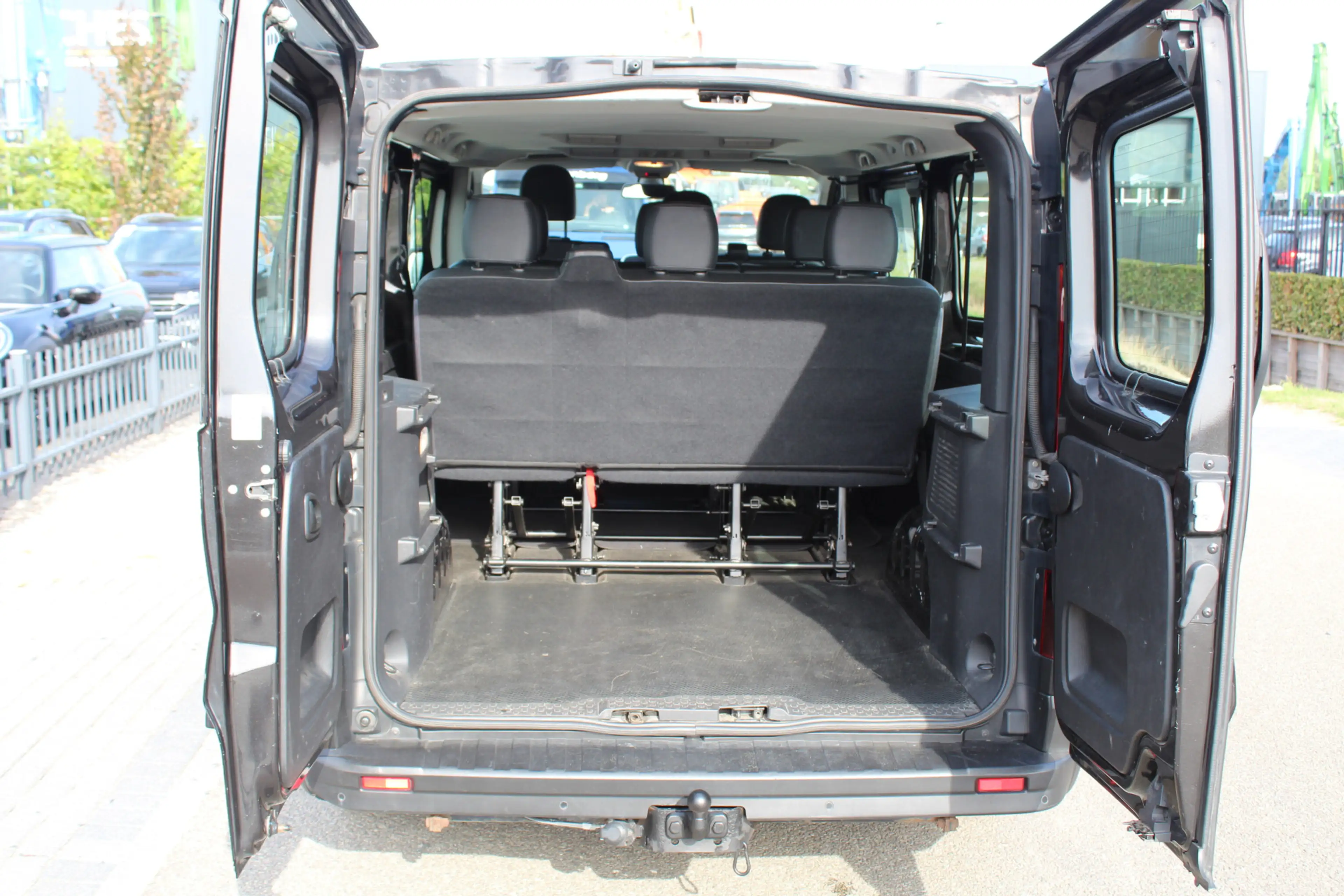Renault Trafic Passenger 2.0 dCi 145Pk Grand Zen 9persoons Euro6 — photo 15