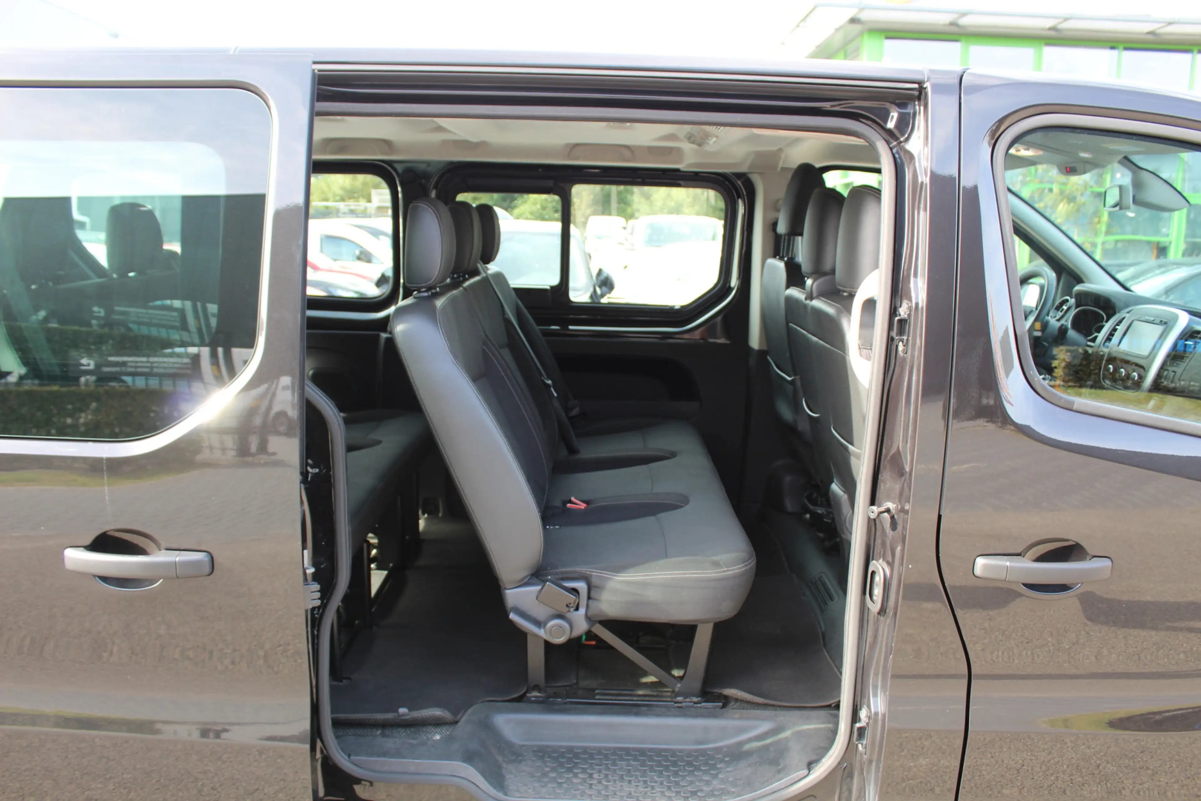 Renault Trafic Passenger 2.0 dCi 145Pk Grand Zen 9persoons Euro6 — photo 11