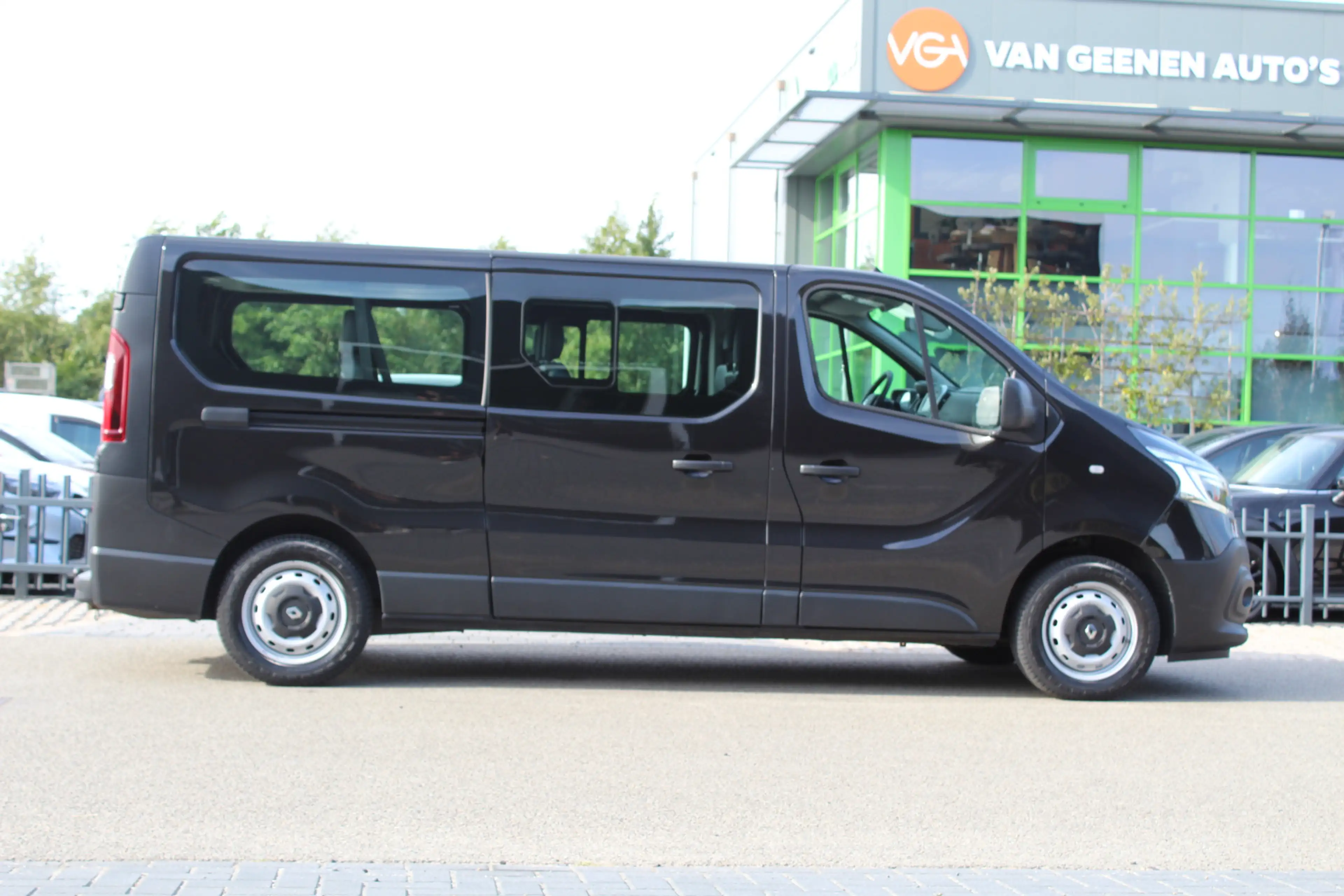Renault Trafic Passenger 2.0 dCi 145Pk Grand Zen 9persoons Euro6 — photo 21