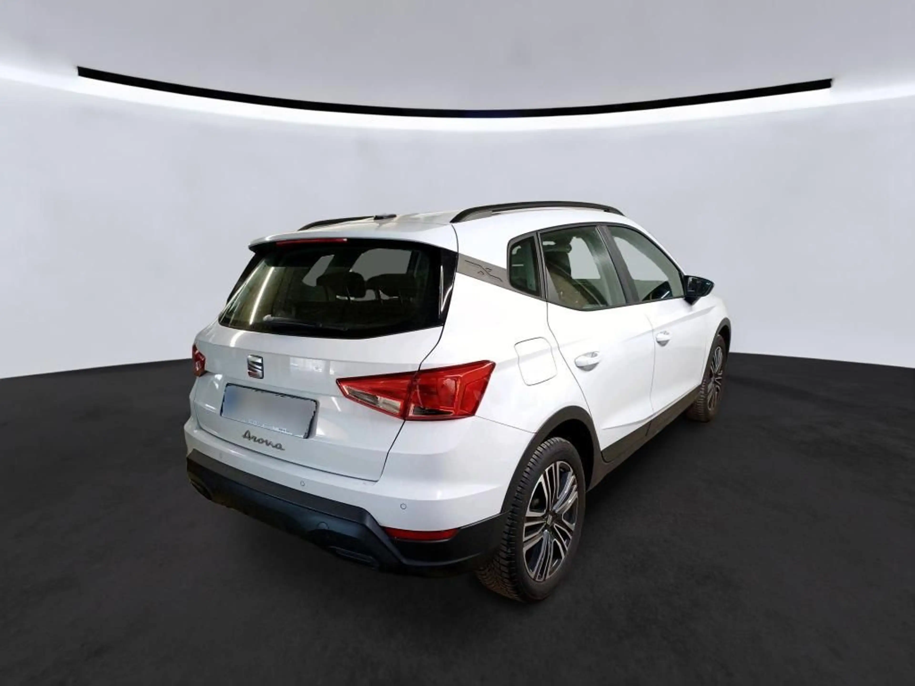 SEAT Arona Style Edition DSG/17ZOLL/PDC/SHZ/NAVI/TEMP — photo 3