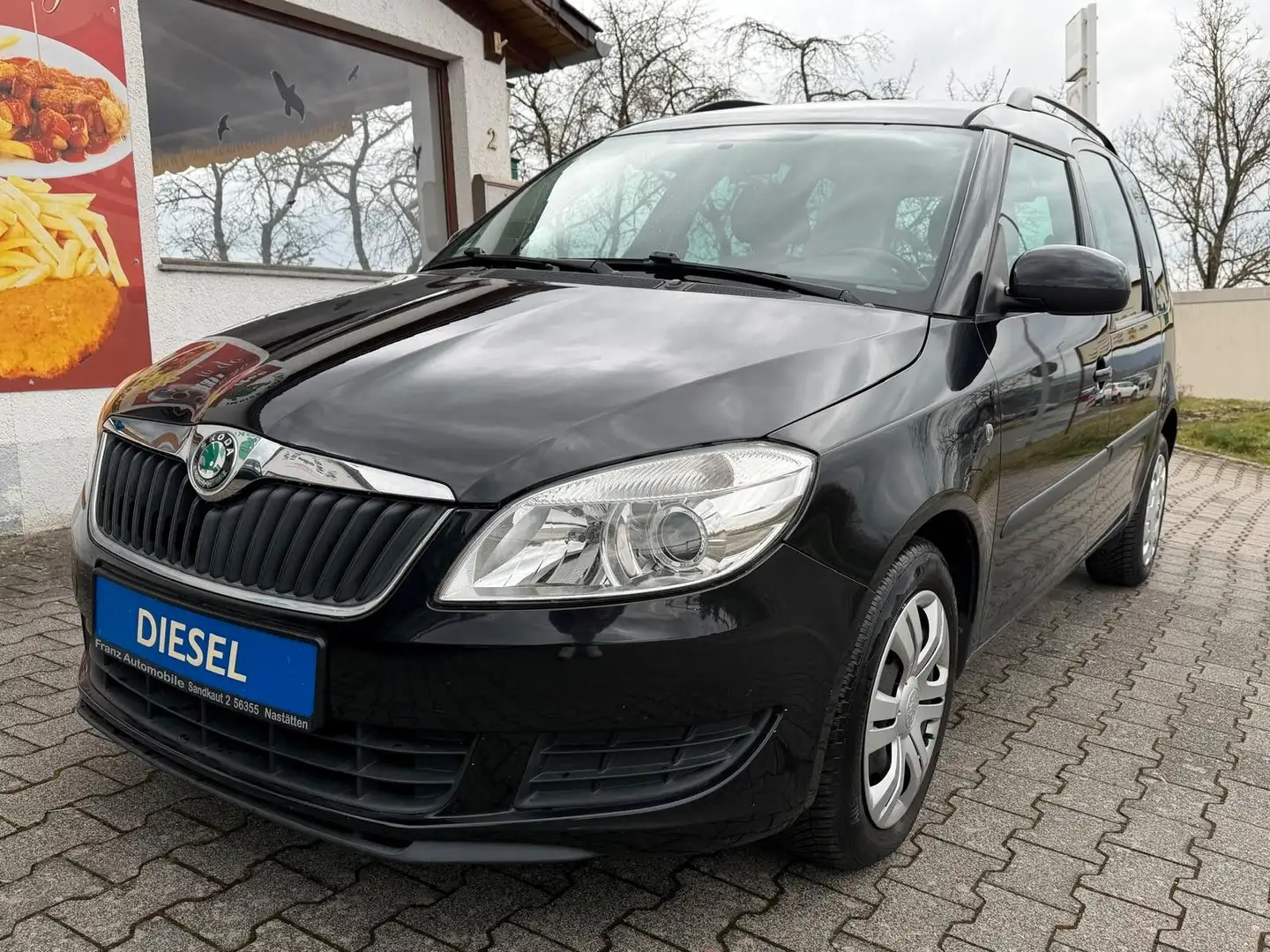 Skoda Roomster Style Plus Edition, 1 Hd, AHK, TÜV NEU Negro - 1