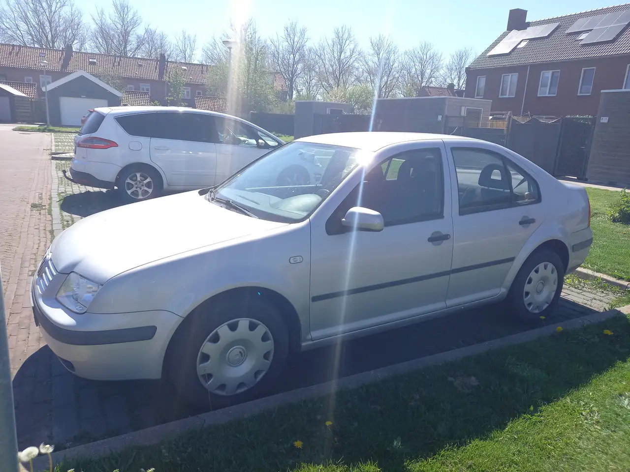 Volkswagen Bora 1.6 Trendline, foto 8