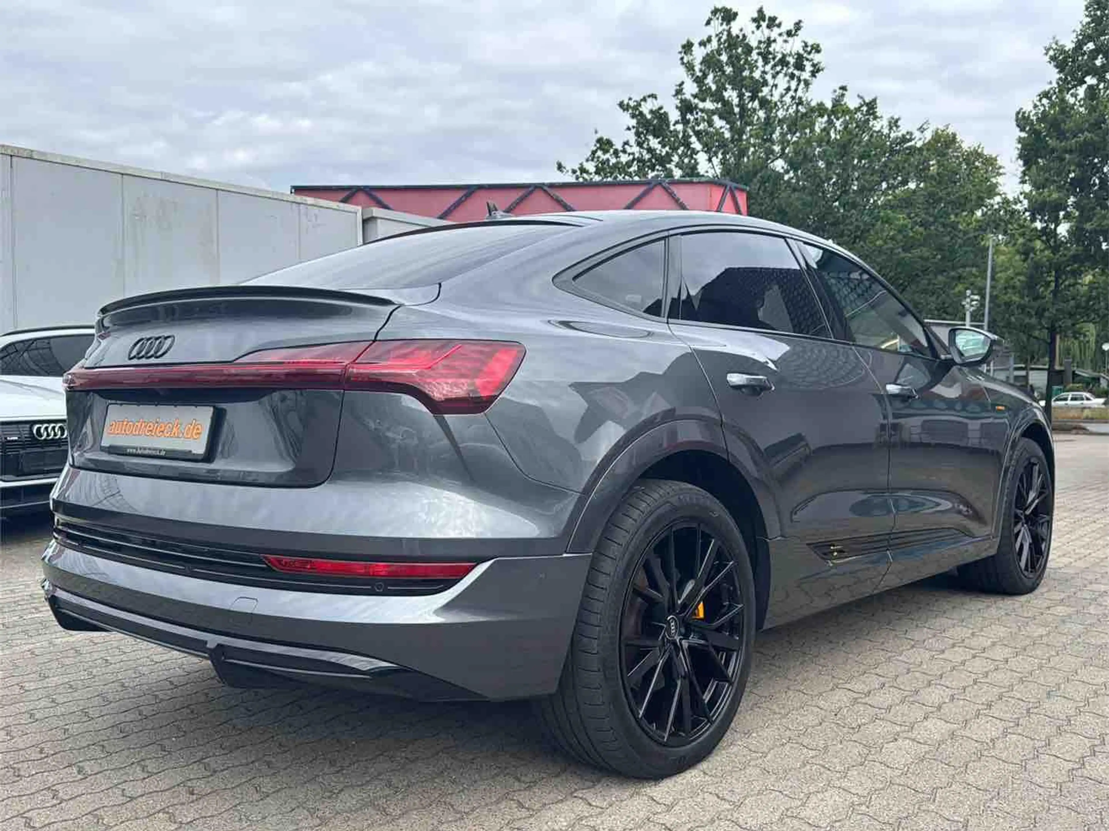Audi e-tron Sportback 55 2x S line ACC PANO S-SITZE — photo 7