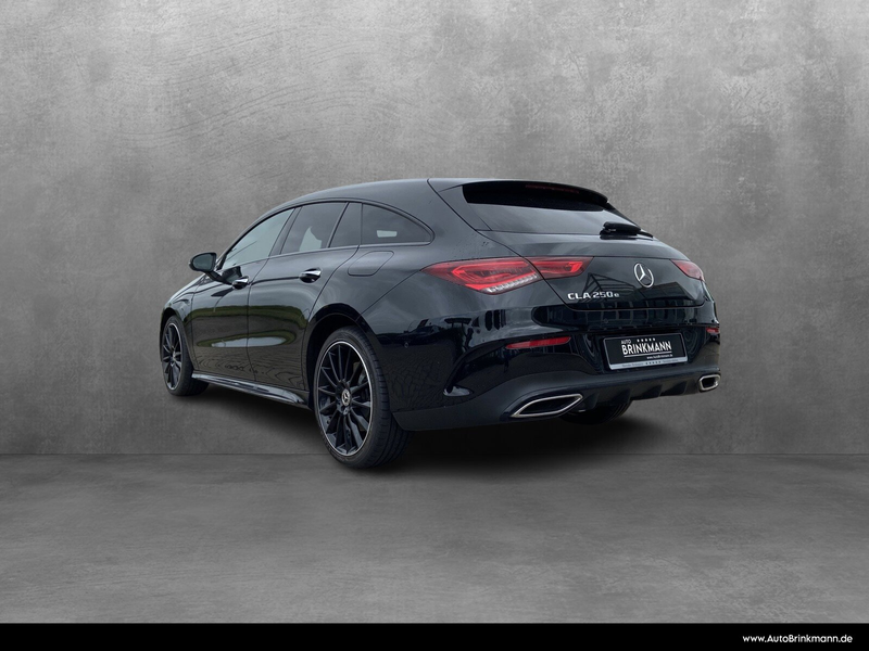 Mercedes-Benz CLA 250 CLA 250 e Shooting Brake AMG LinePanorama/Kamera — photo 8