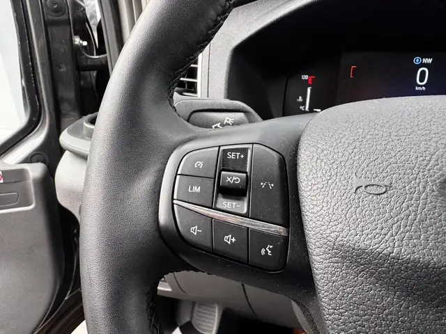Ford Transit view 15