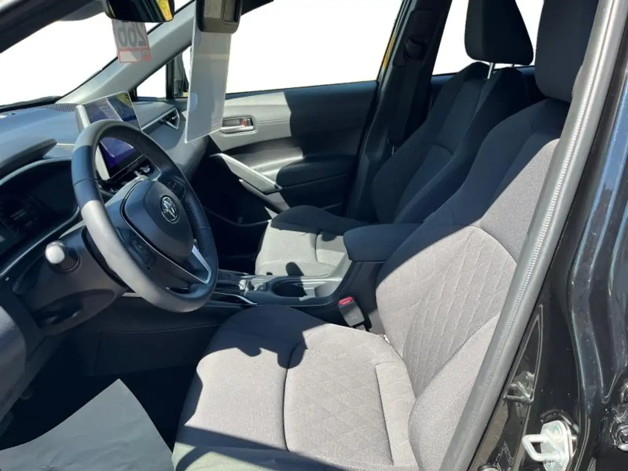 Toyota Corolla Cross 1.8 Hybrid 2WD STYLE, миниатюра 10