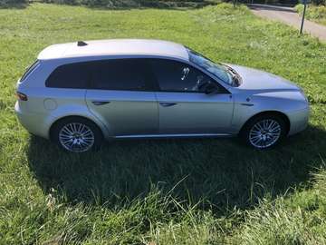 Sportwagon 1.9 JTS Distinctive