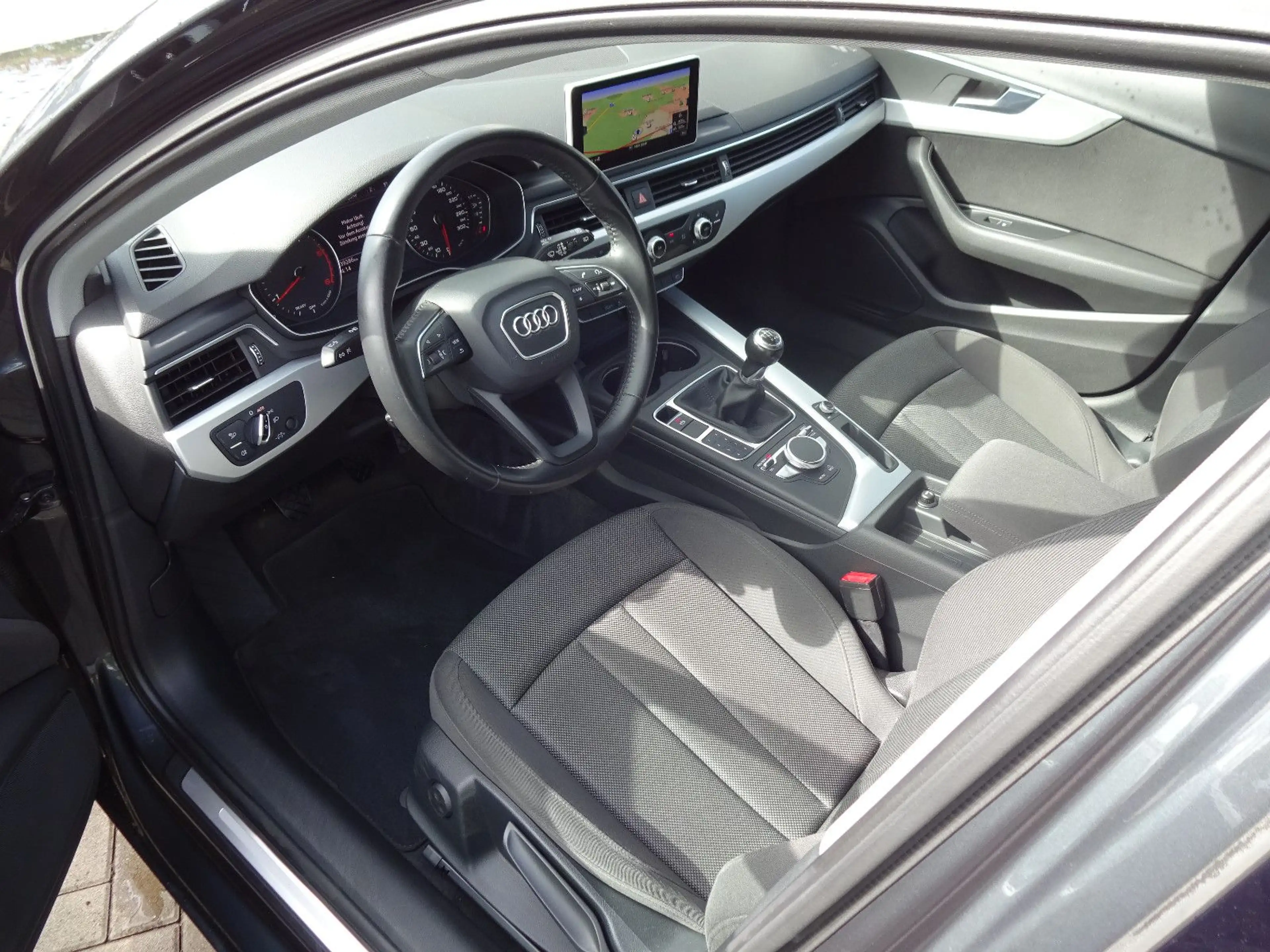 Audi A4 Avant 2.0 TDI Xenon/AHK — photo 8
