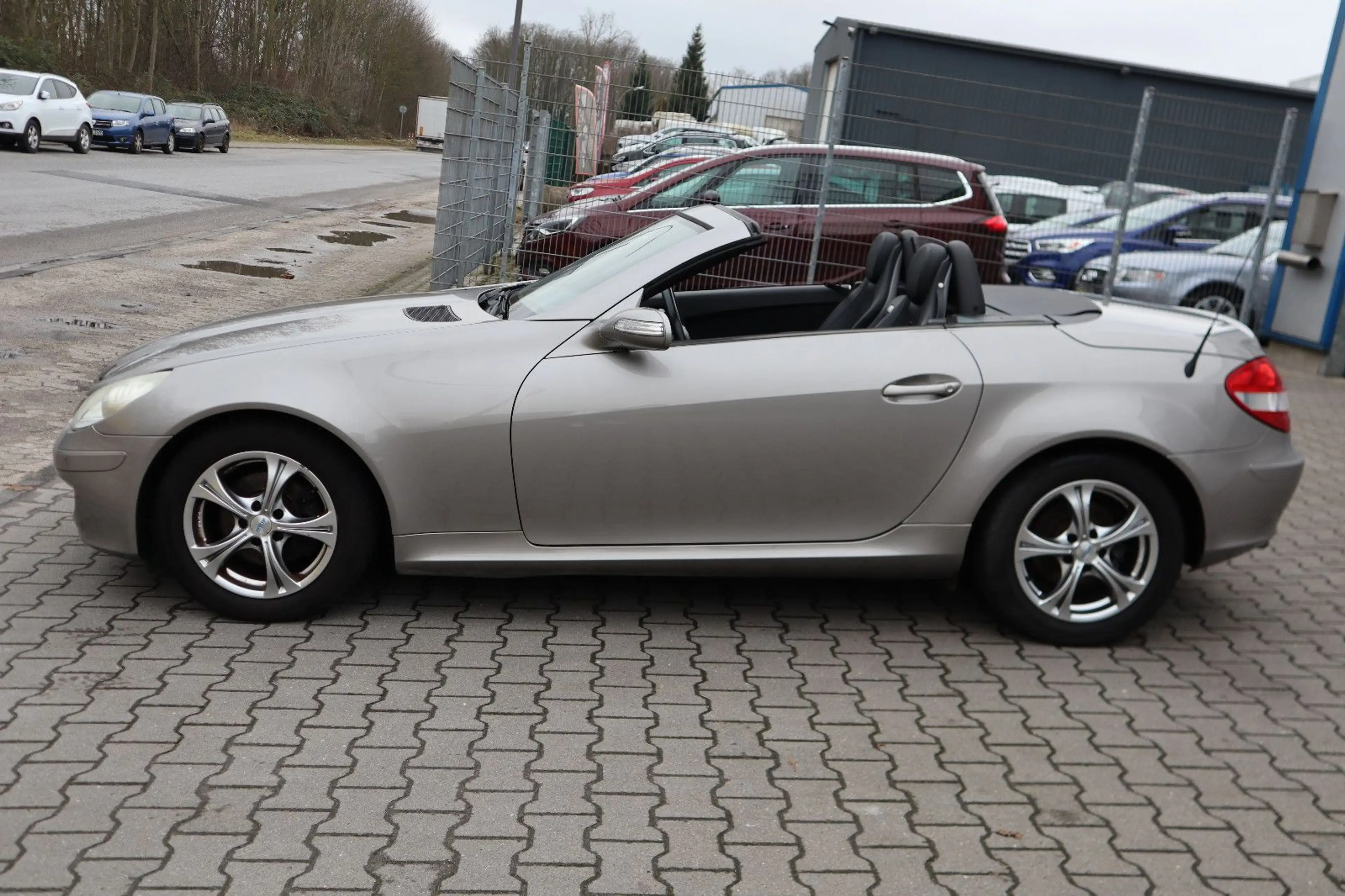 Mercedes-Benz SLK 200 Roadster Kompressor/LEDER/PDC/SCHECKH. — photo 4
