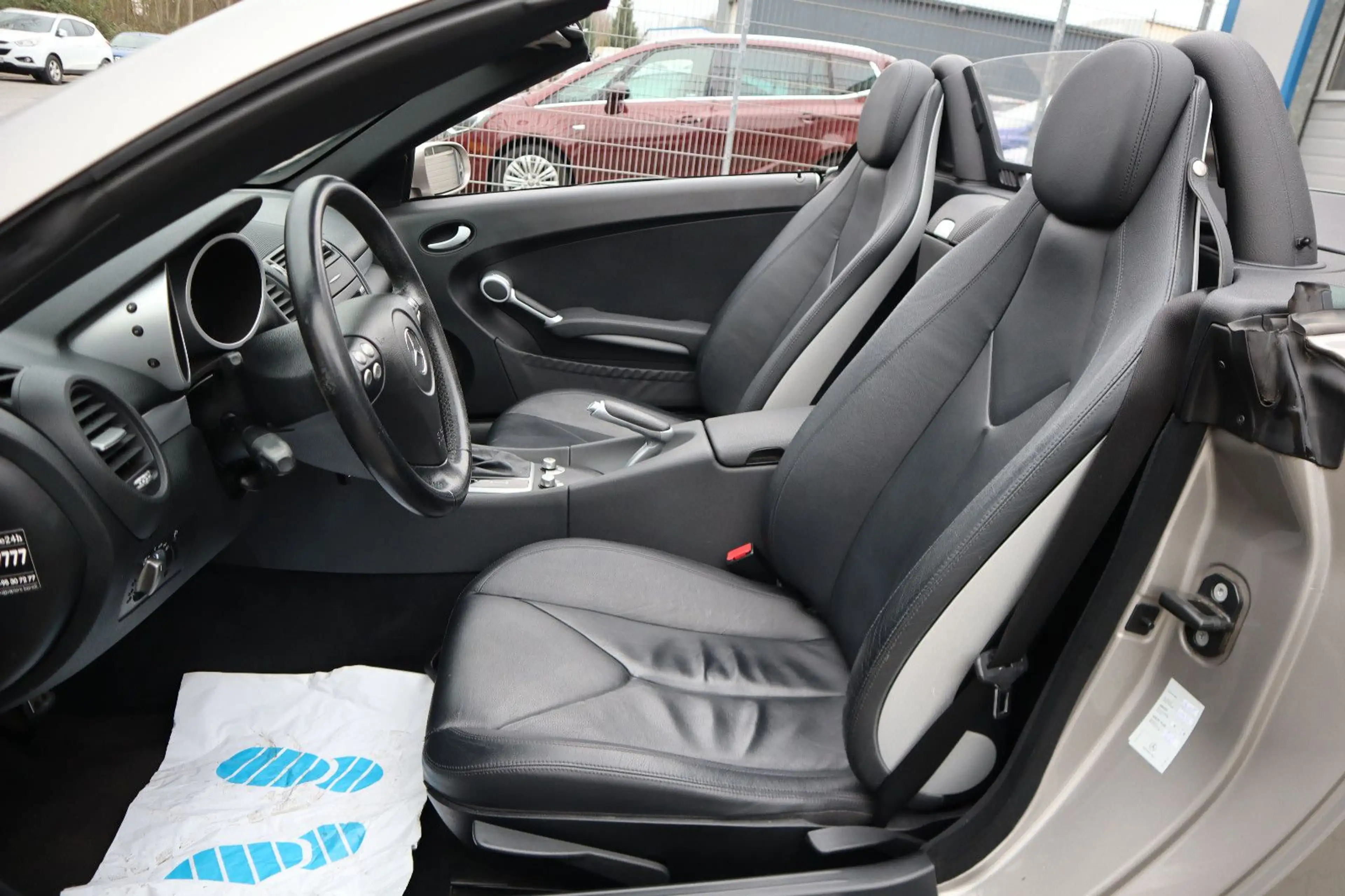 Mercedes-Benz SLK 200 Roadster Kompressor/LEDER/PDC/SCHECKH. — photo 11