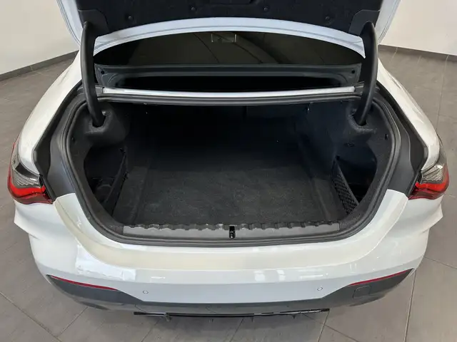 BMW M view 6