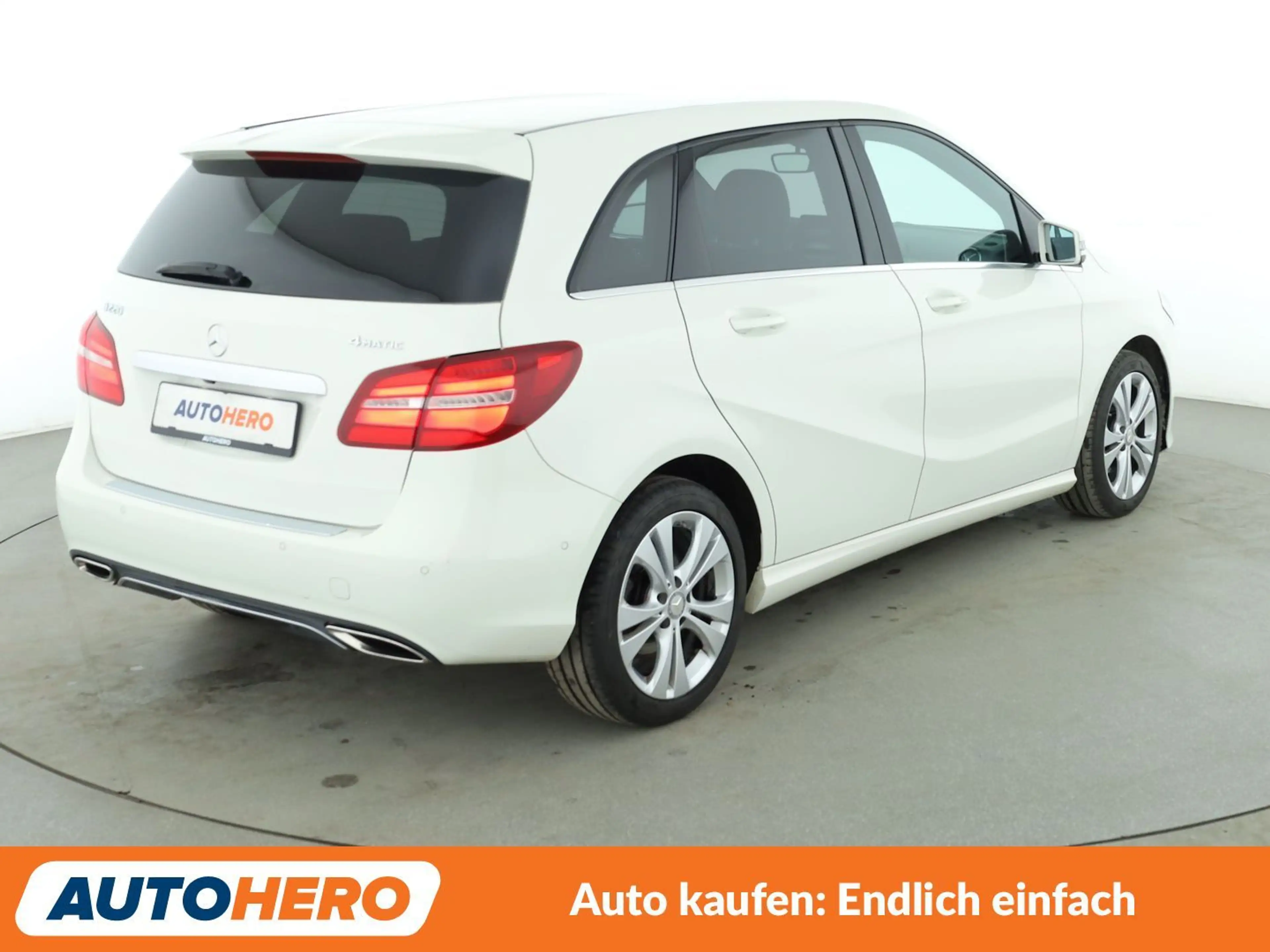 Mercedes-Benz B 220 B 220 4Matic Urban*NAVI*TEMPO*PDC*SHZ*ALU* — photo 6
