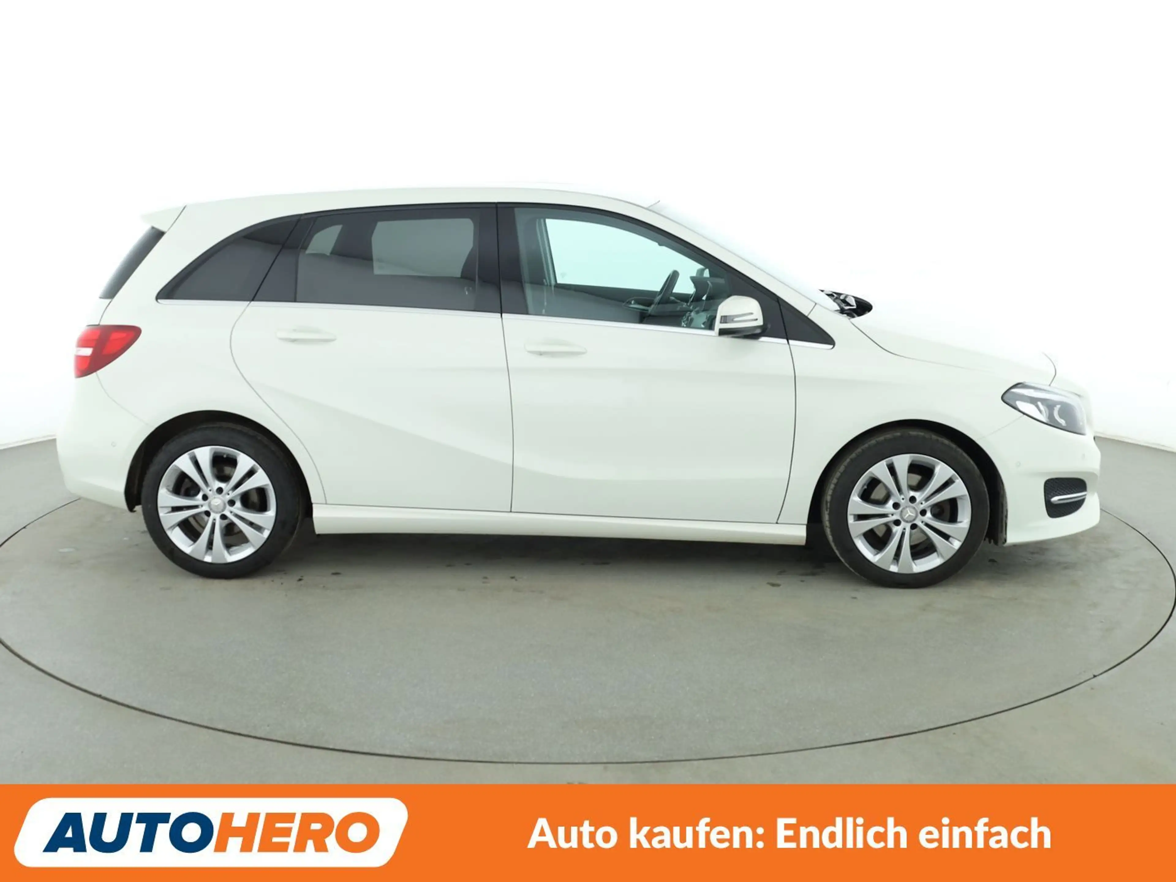 Mercedes-Benz B 220 B 220 4Matic Urban*NAVI*TEMPO*PDC*SHZ*ALU* — photo 7