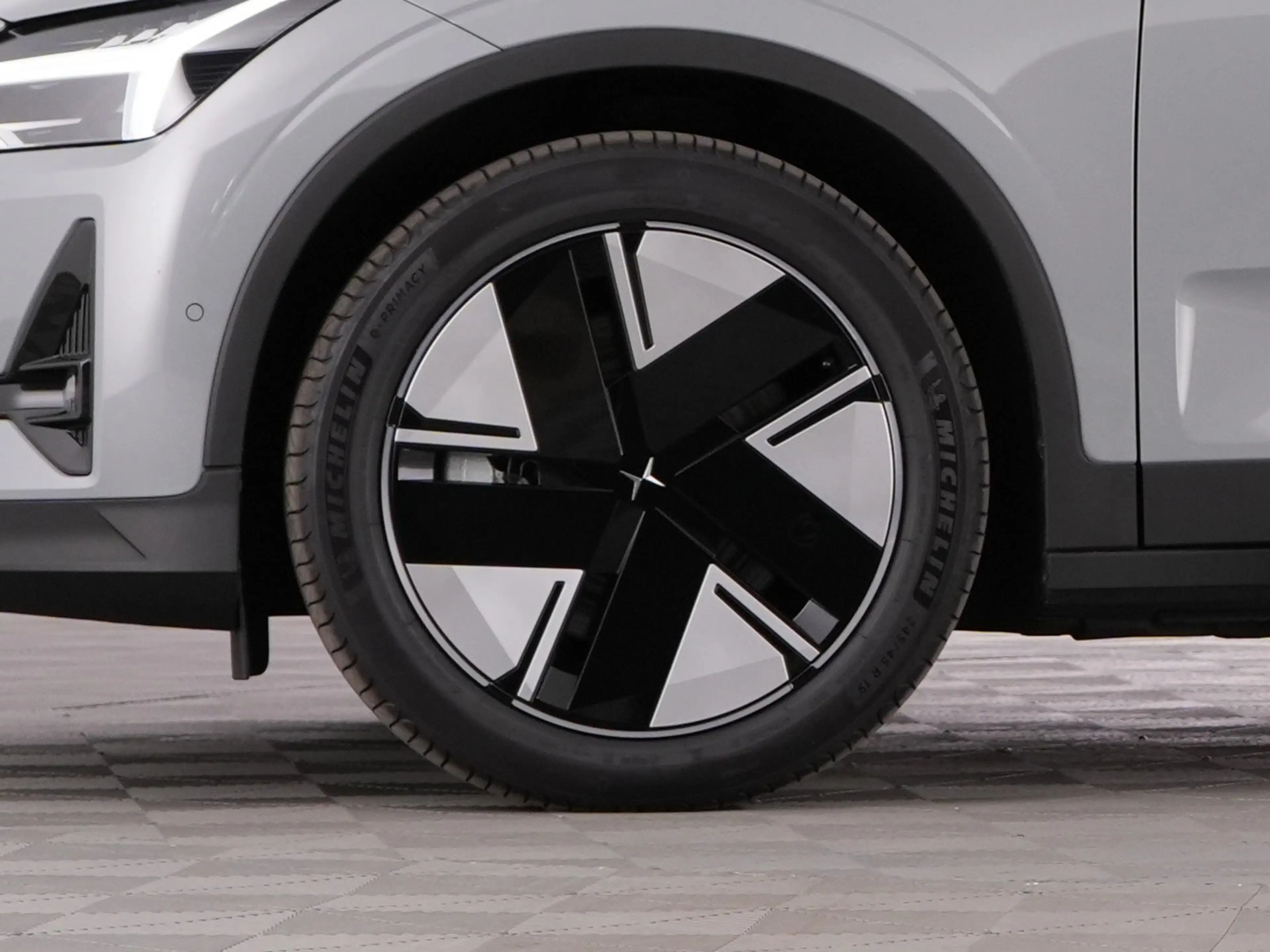 Polestar 2 Standard Range Single Motor Plus 70 kWh | PANORAMA — photo 37