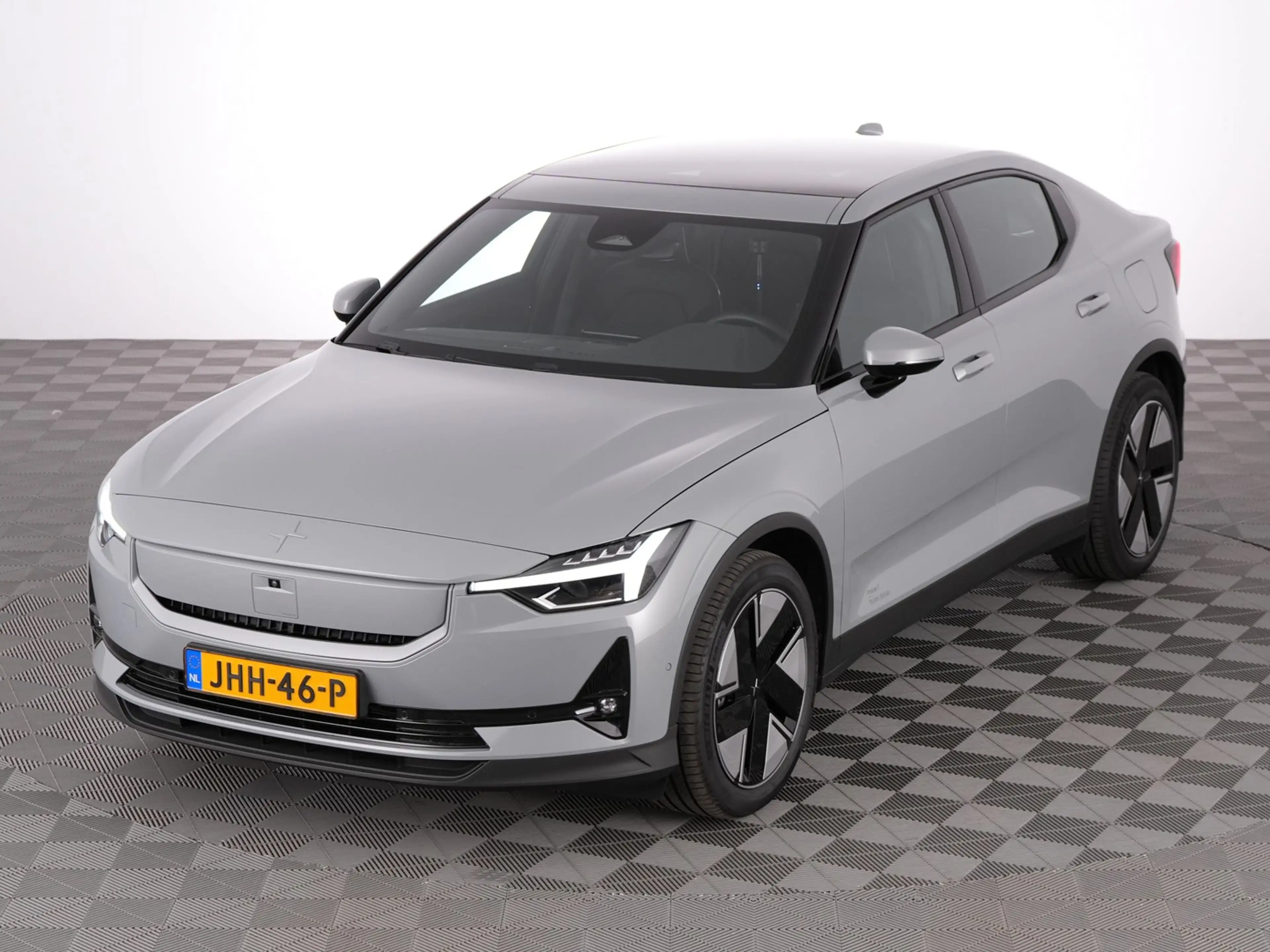 Polestar 2 Standard Range Single Motor Plus 70 kWh | PANORAMA — photo 23