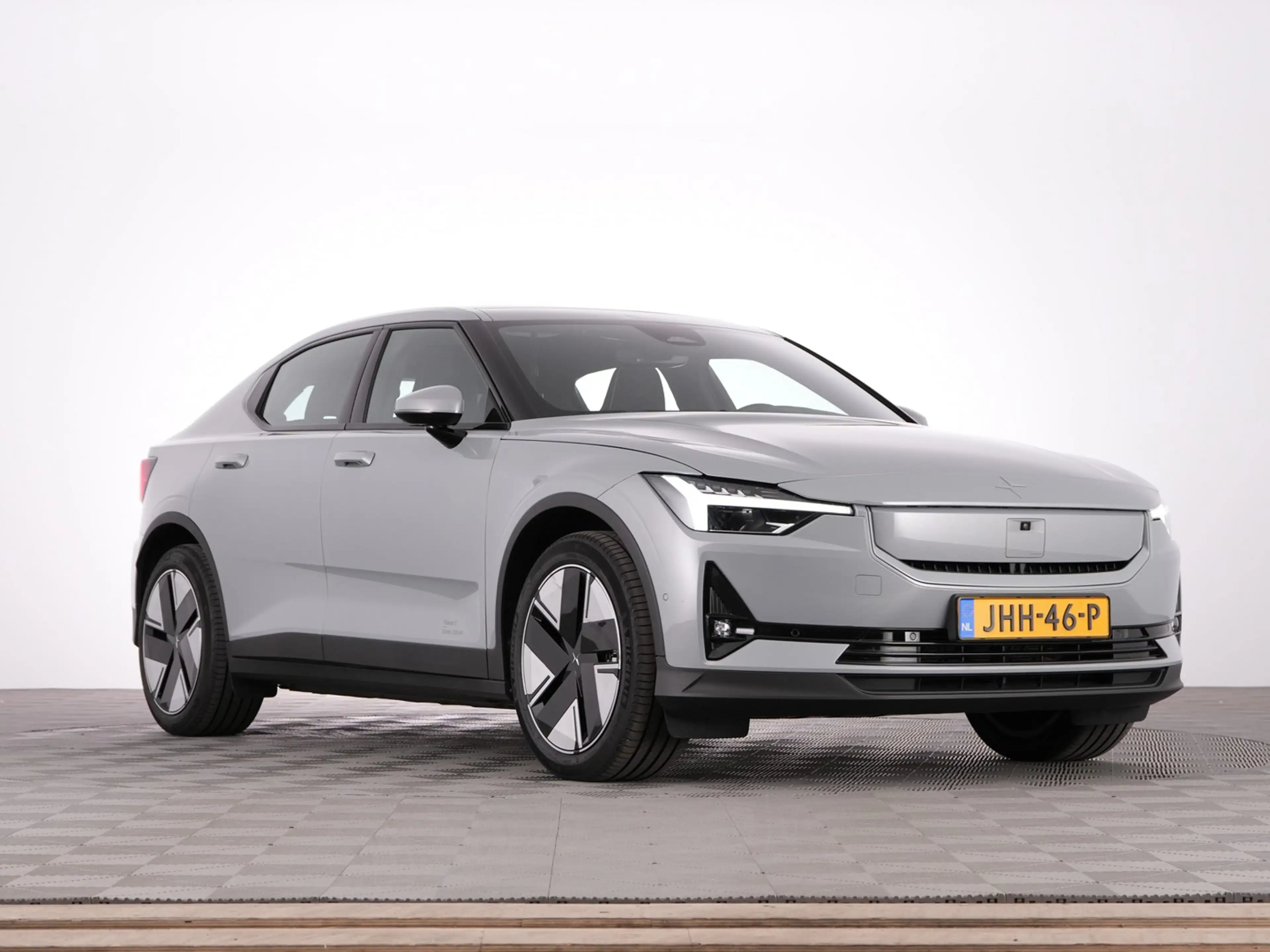 Polestar 2 Standard Range Single Motor Plus 70 kWh | PANORAMA — photo 25