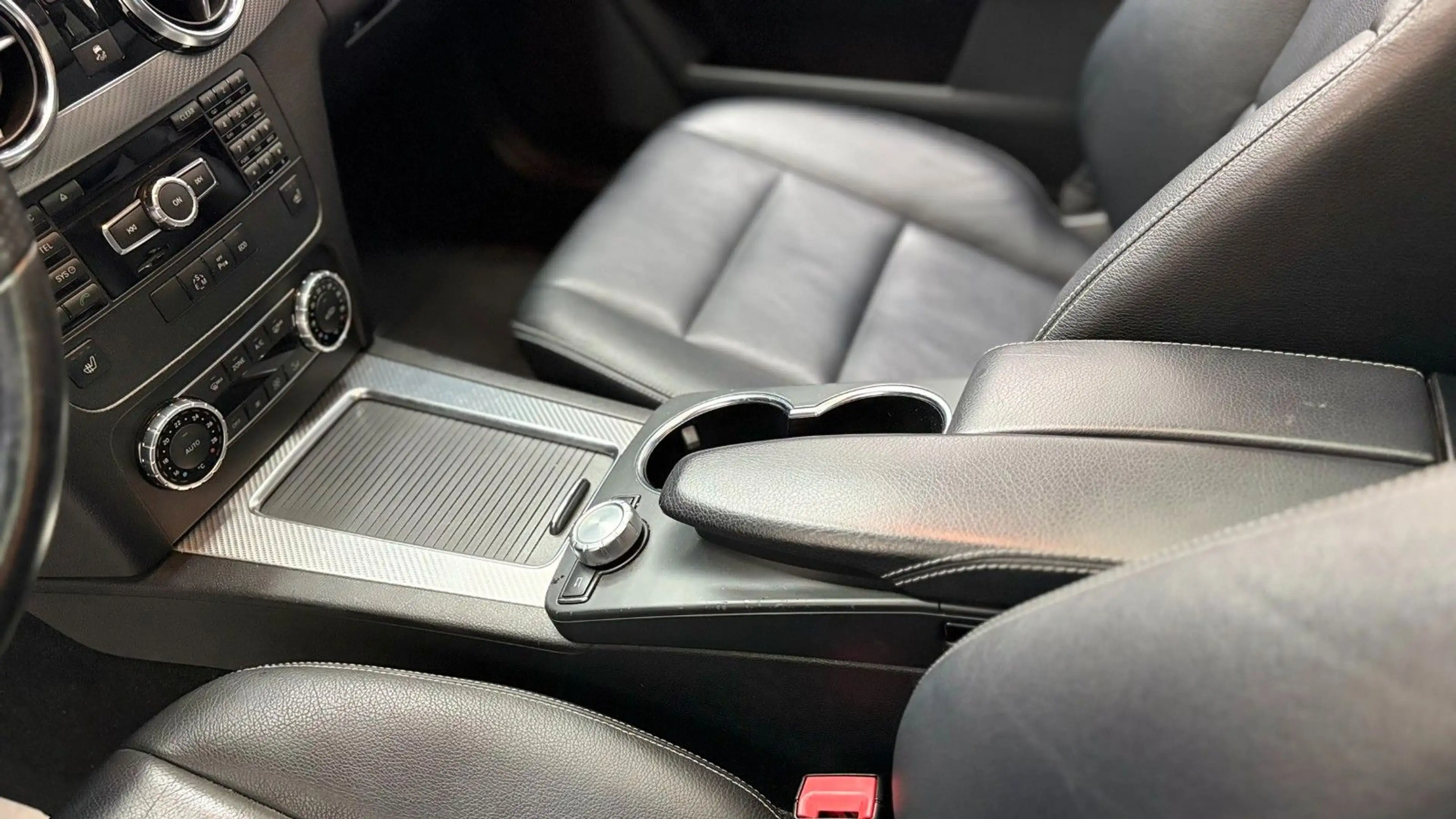 Mercedes-Benz GLK 250 CDI BlueTec 4Matic — photo 16