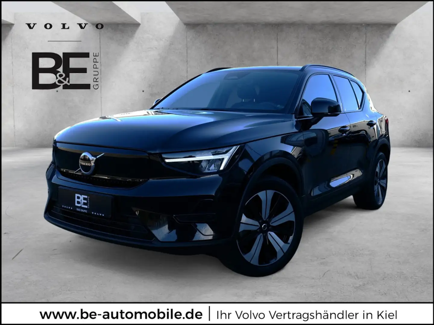 Volvo XC40 Plus Recharge Pure Electric 2WD Schwarz - 1
