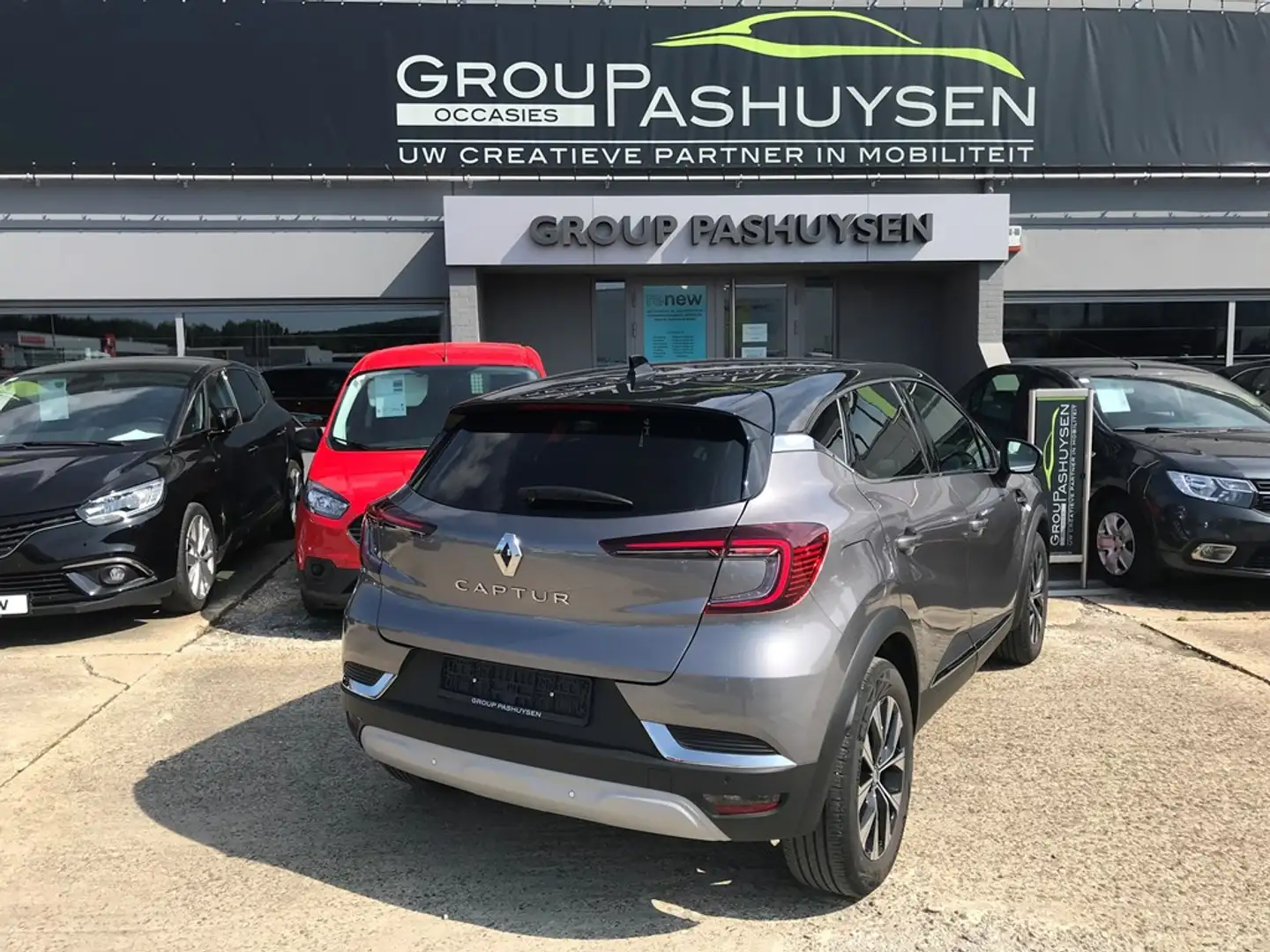 Renault Captur Techno 1.0TCe 91PK Gris - 2