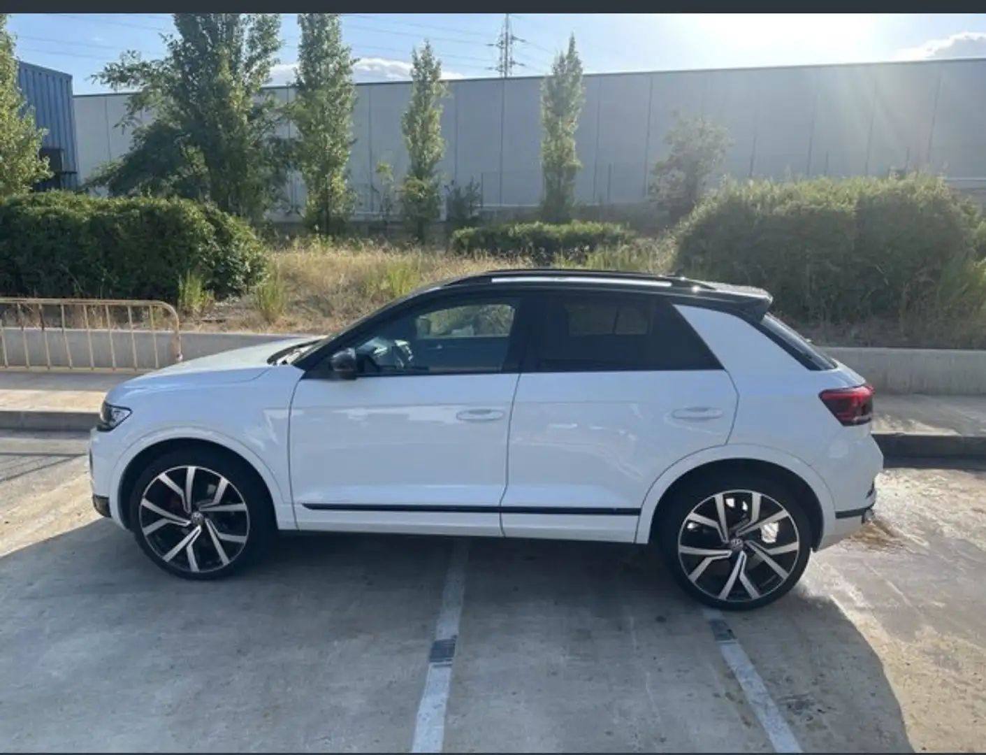Volkswagen T-Roc 2.0TDI Sport - 1