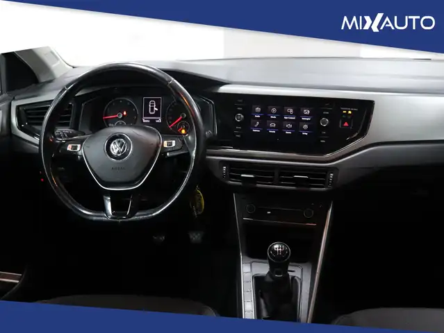 Volkswagen Polo view 14