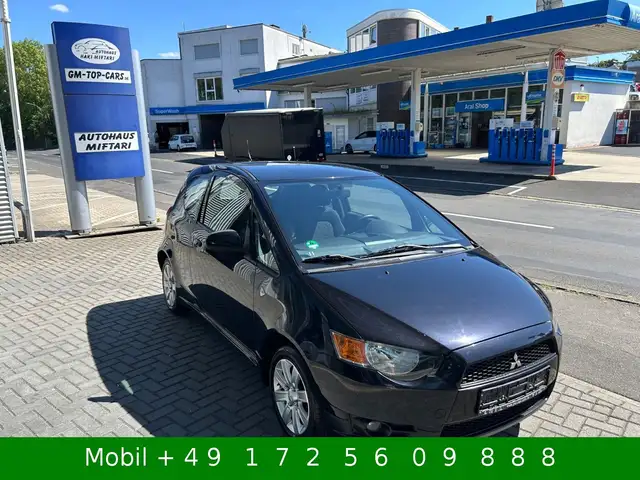 Mitsubishi Colt view 11