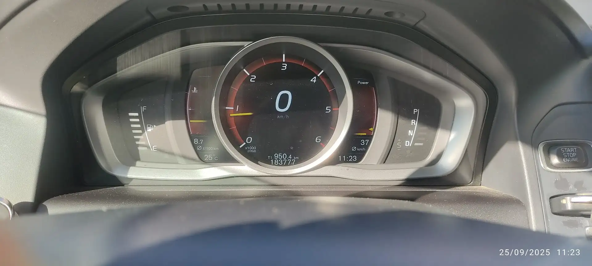 Volvo XC60 D3 Kinetic Aut. 150 - 1