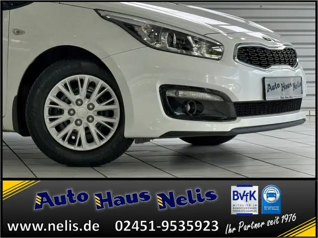 Kia Ceed view 2