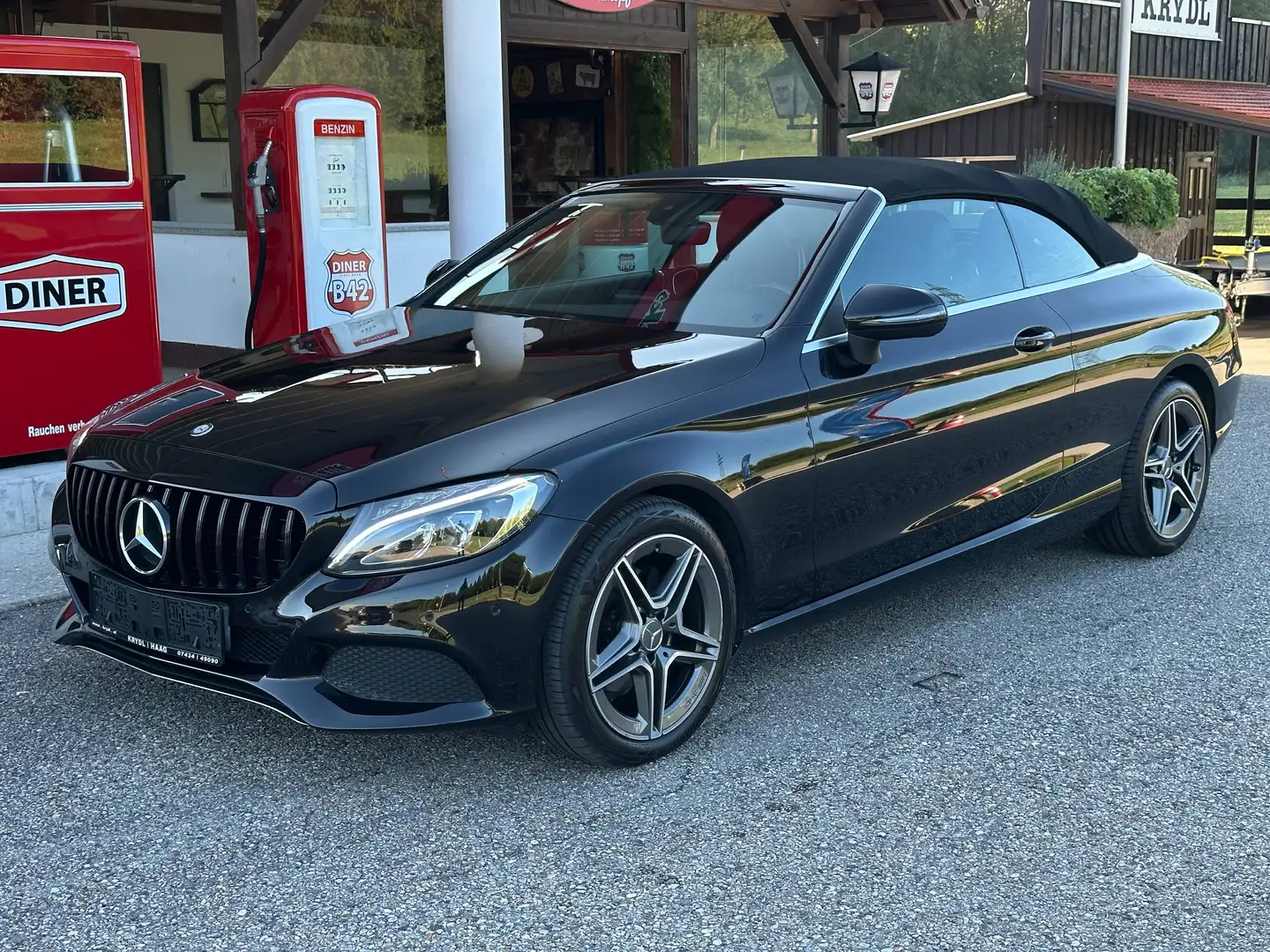 Mercedes-Benz C 220 C 220 d 4MATIC Cabrio Aut. Schwarz - 2