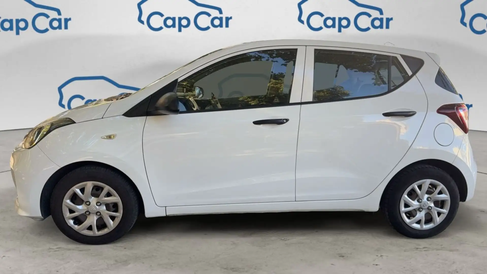 Hyundai i10 II 1.0 66 Initia Blanc - 2