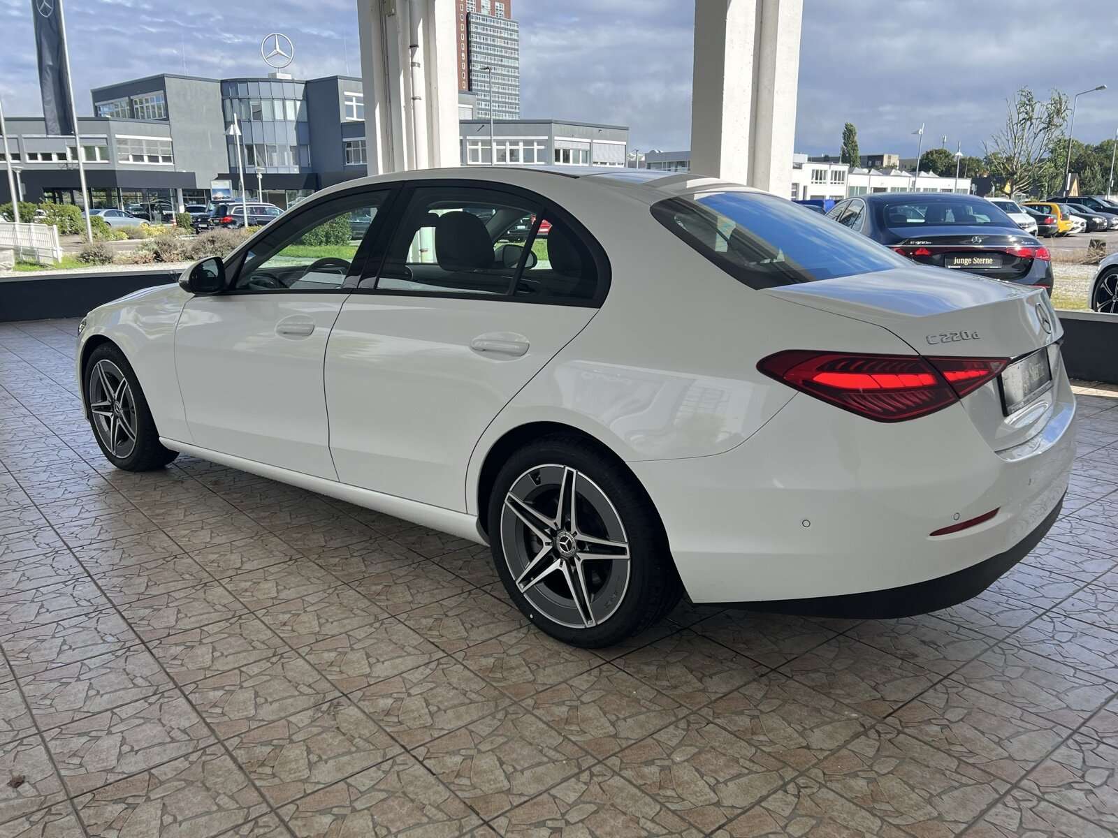 Mercedes-Benz C 220