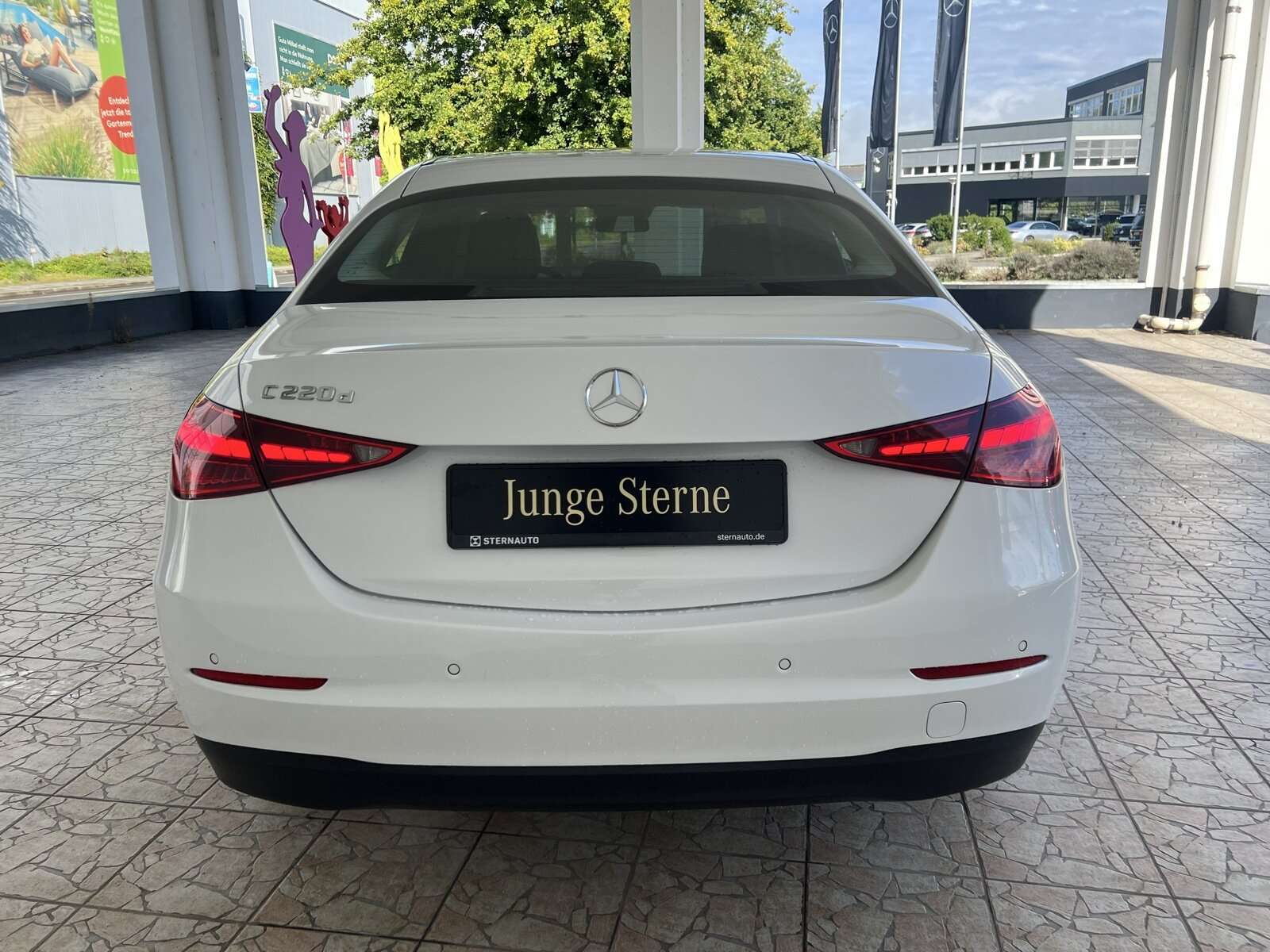 Mercedes-Benz C 220