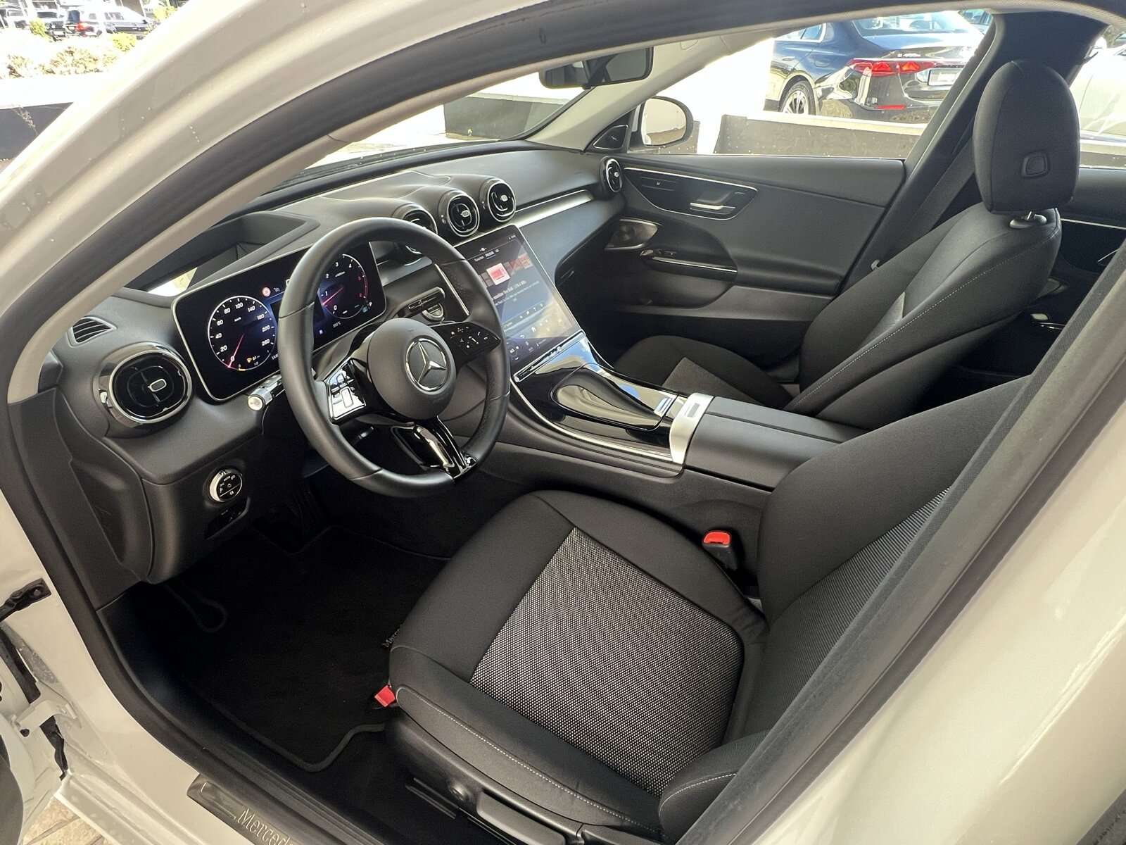Mercedes-Benz C 220
