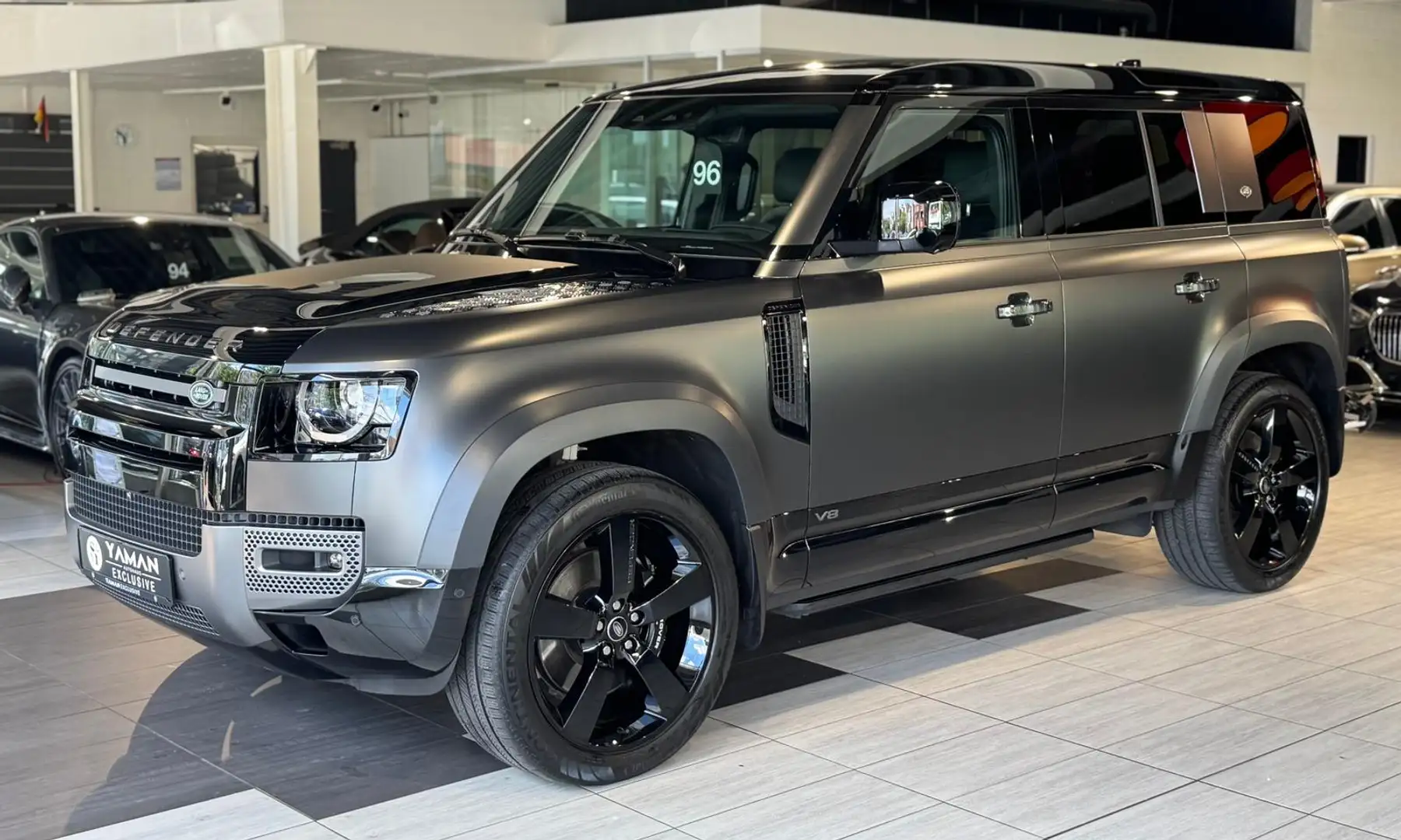 Land Rover Defender 110 V8 Carpathian Edition*El.Trittbrett Grau - 1