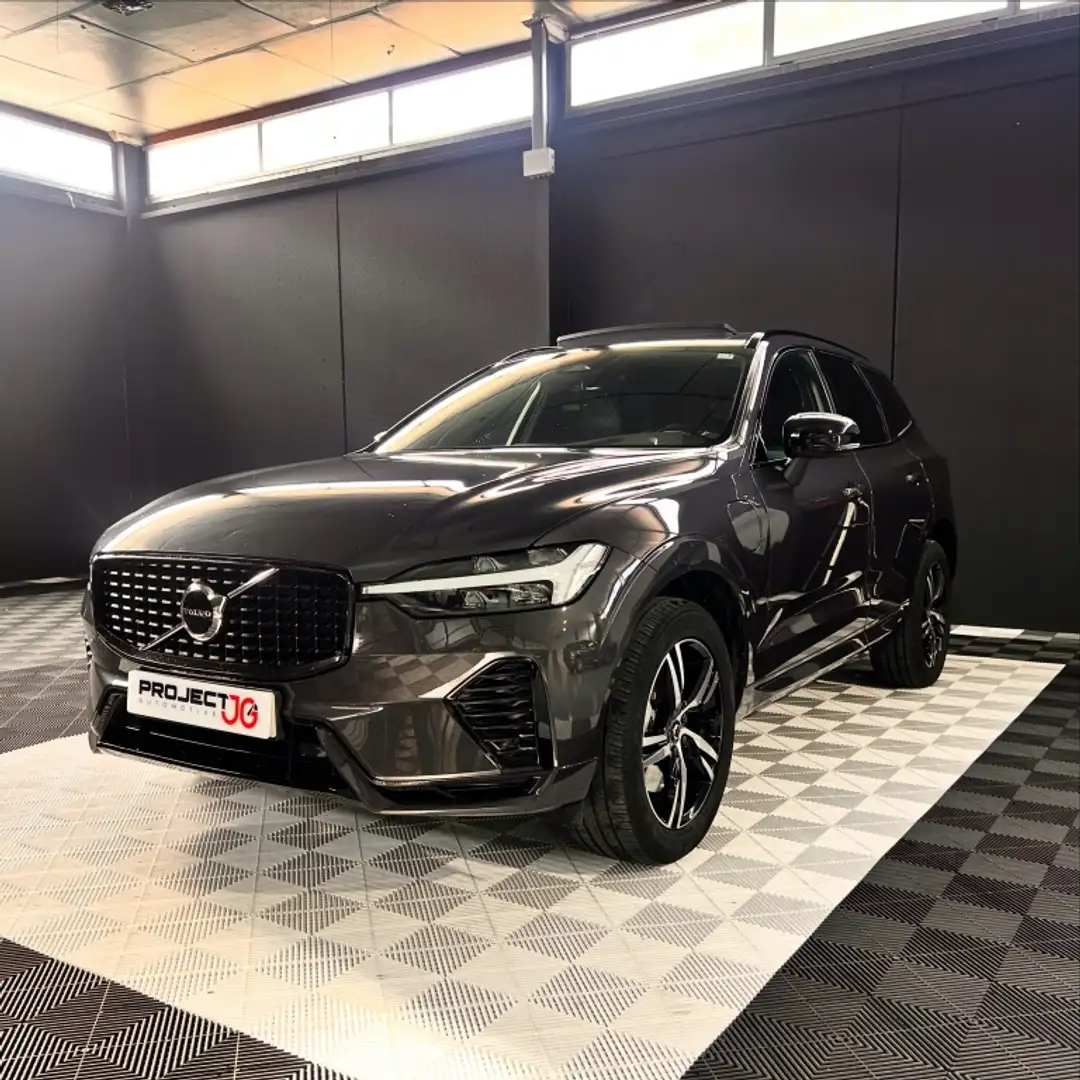 Volvo XC60 T6 Twin Recharge R-Design Gris - 2