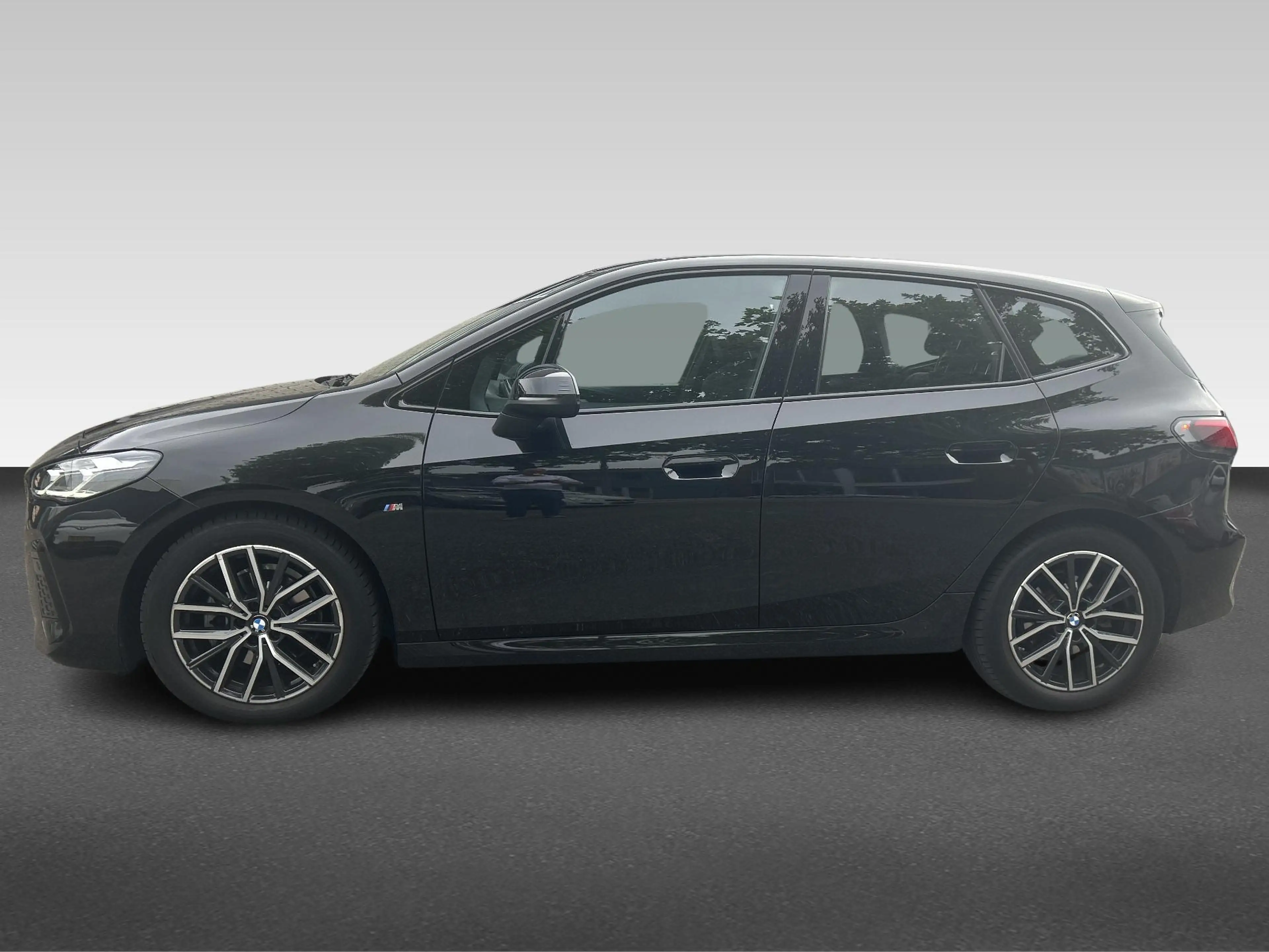 BMW 220 2-serie Active Tourer 220i l M-Sport | 18 inch M D — photo 2