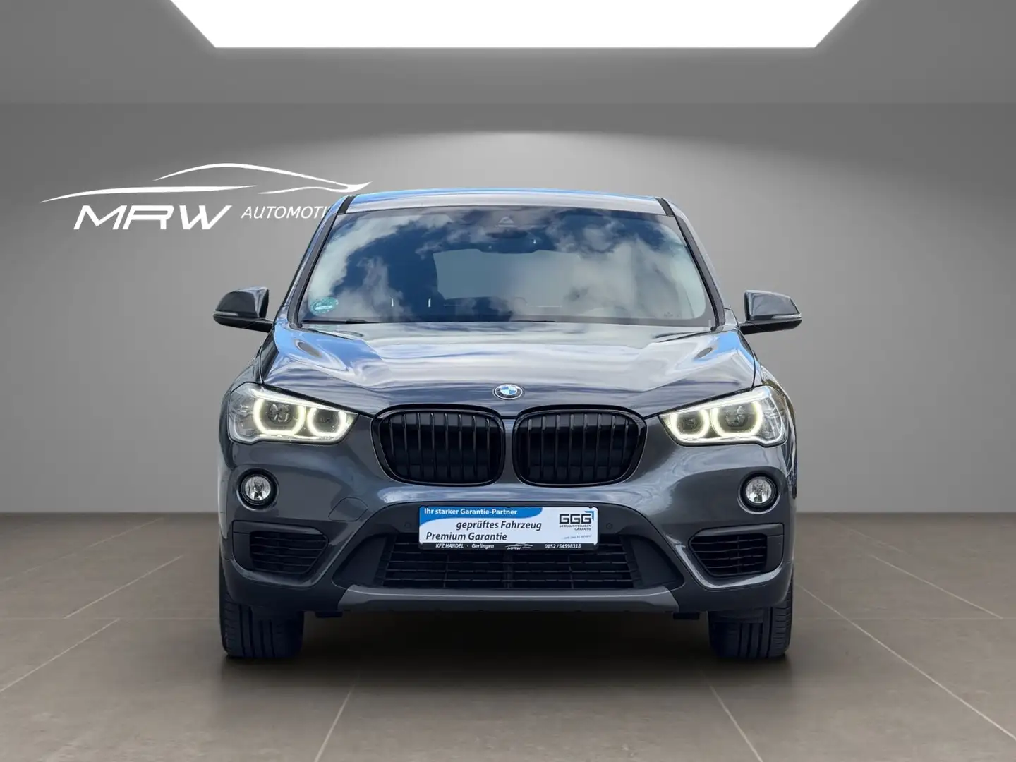 BMW X1 sDrive 18 I LED AHK NAVI PDC 8 FACH Gris - 2