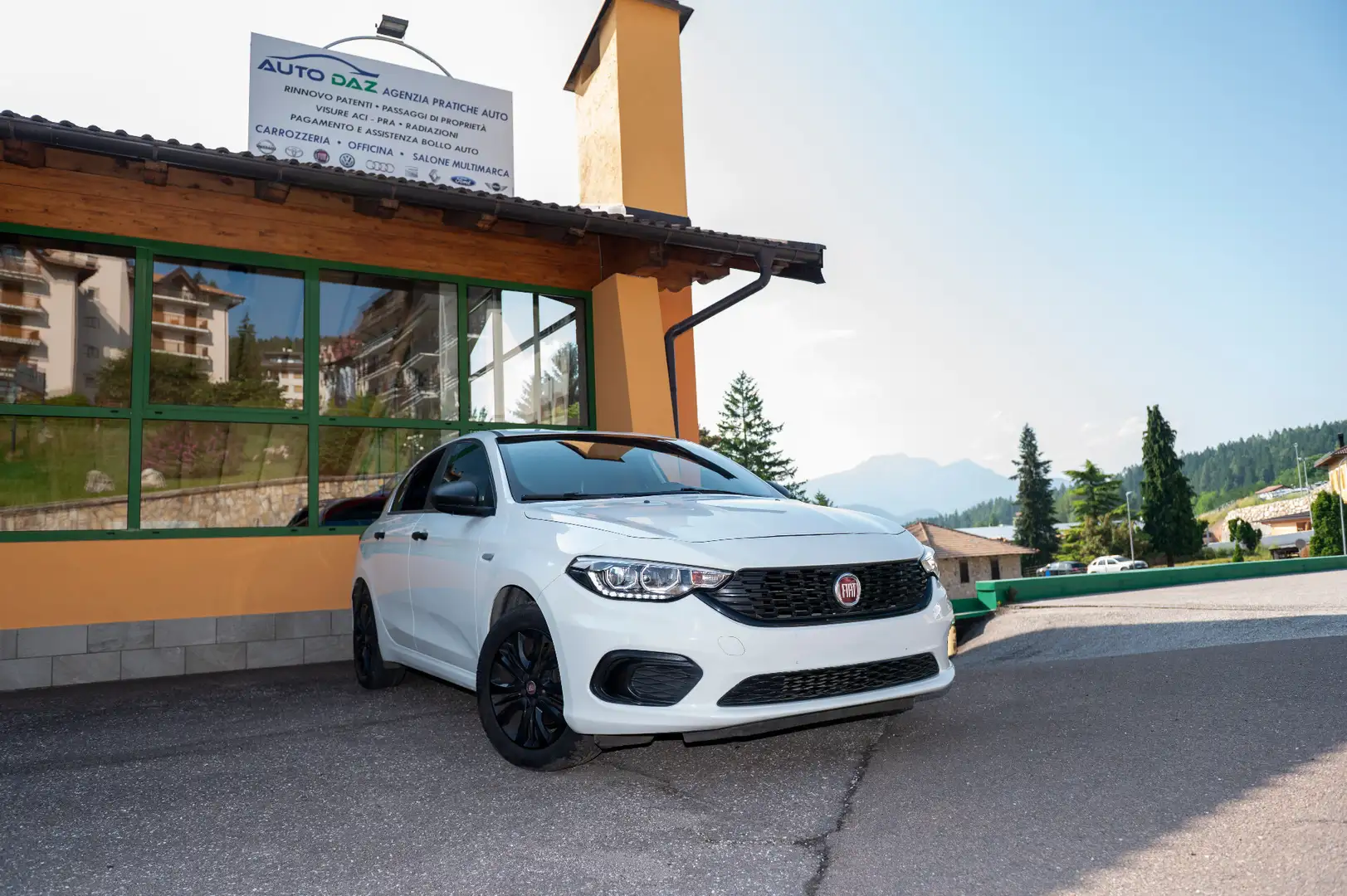 Fiat Tipo 1.4 5 porte Street Bianco - 1
