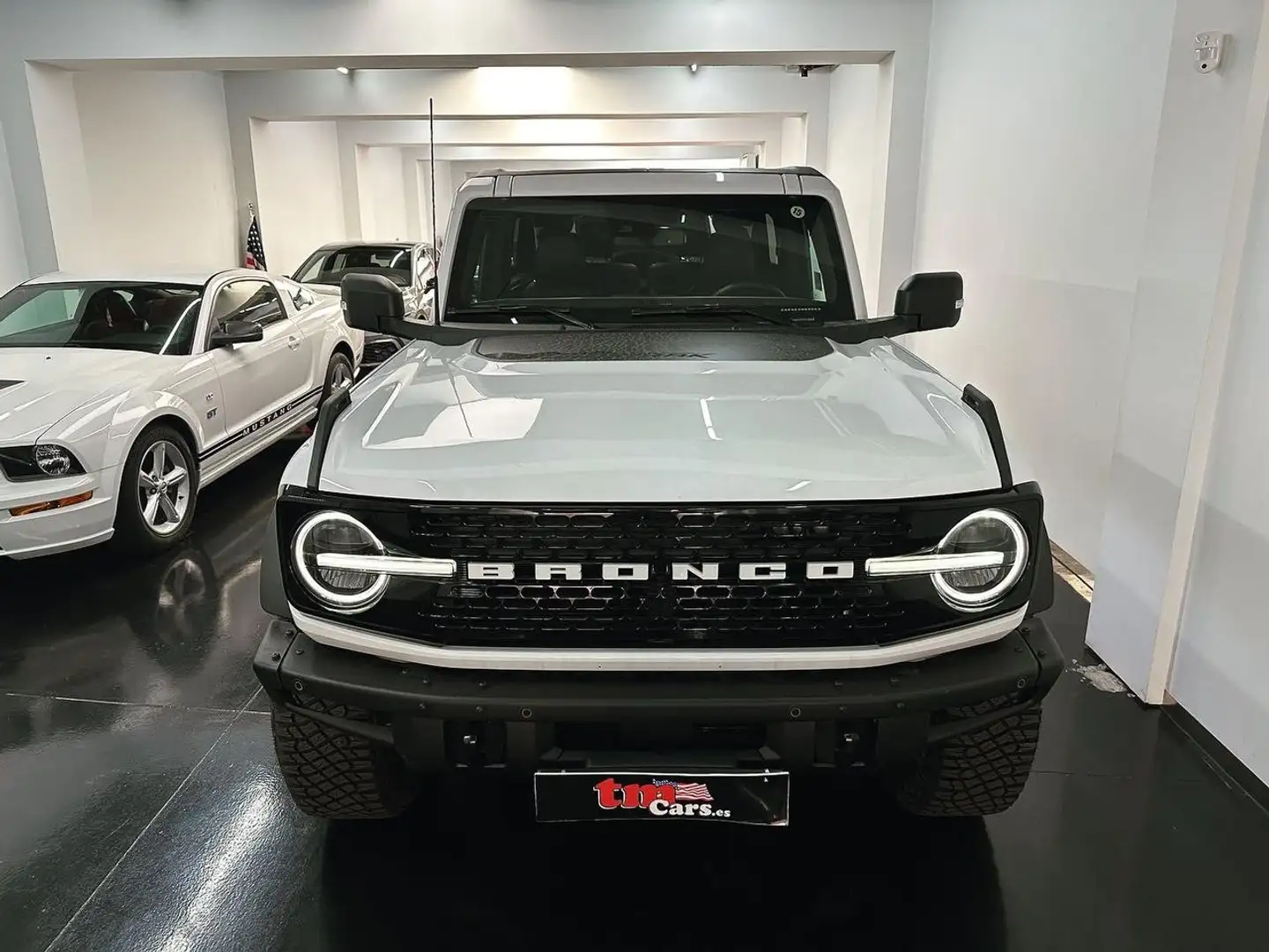 Ford Bronco WILDTRACK Bílá - 1