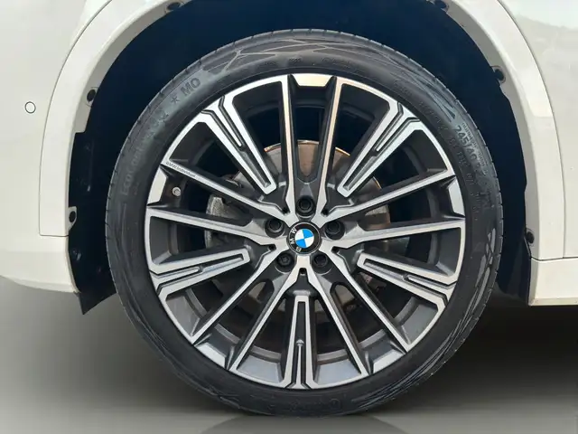BMW X1 view 10