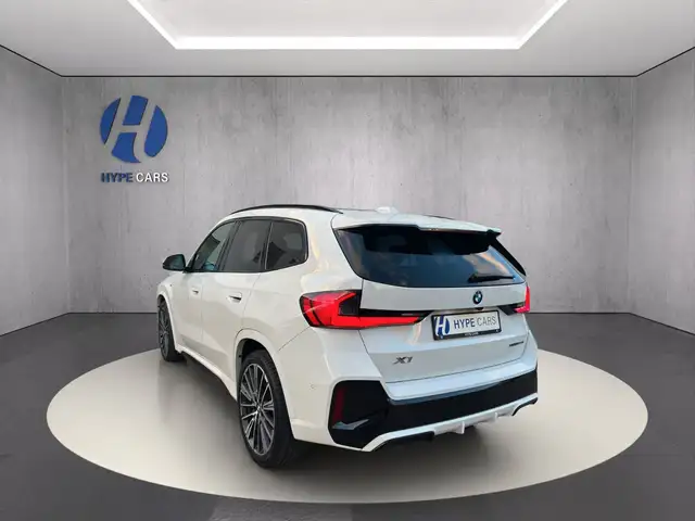 BMW X1 view 5