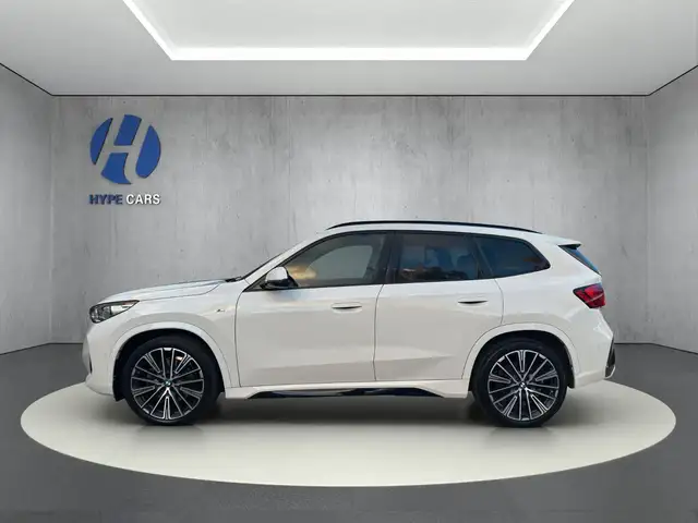 BMW X1 view 6
