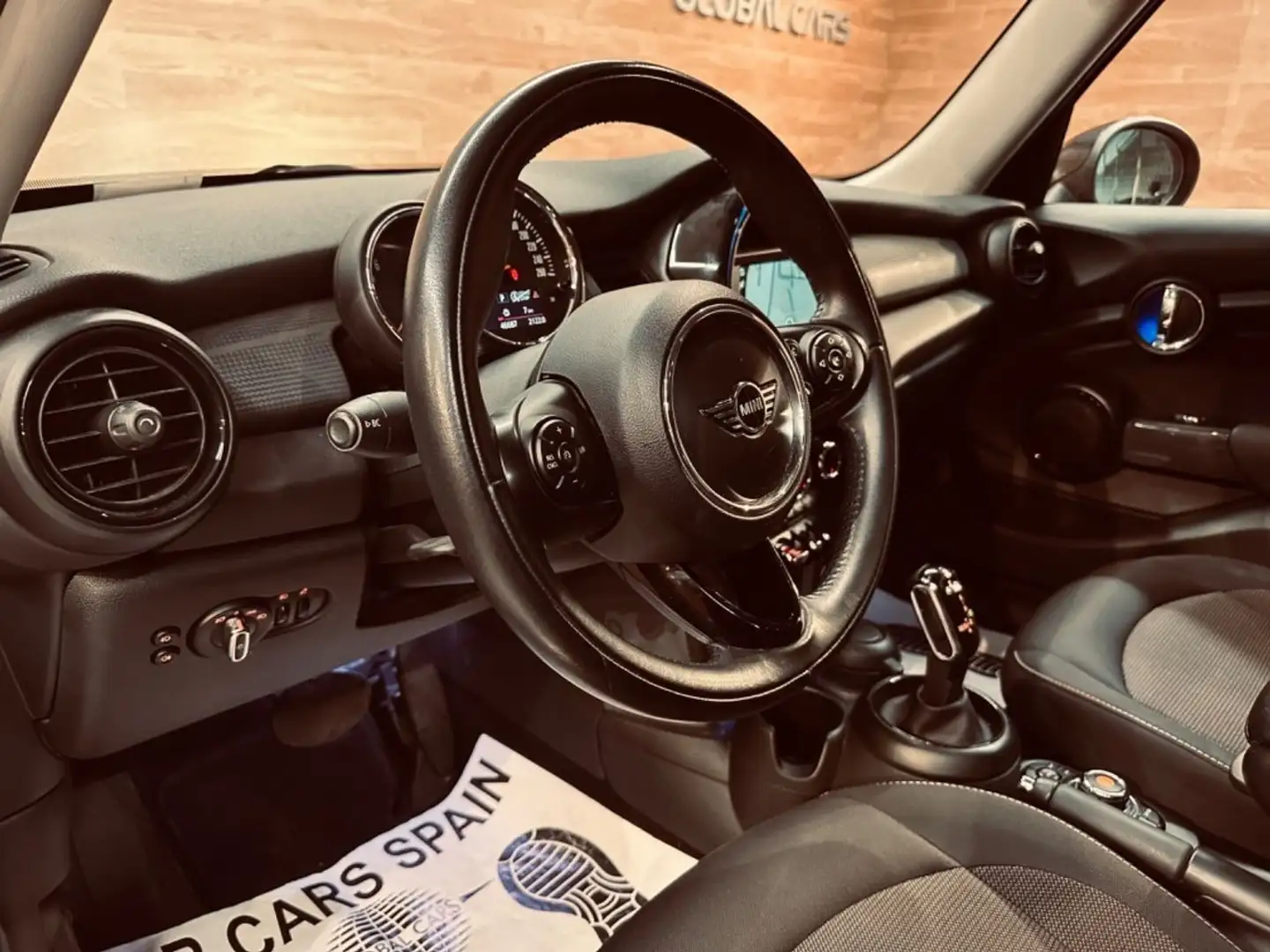MINI Cooper S 5 PUERTAS Rouge - 2