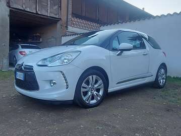 DS3 1.4 hdi Just Black 70cv