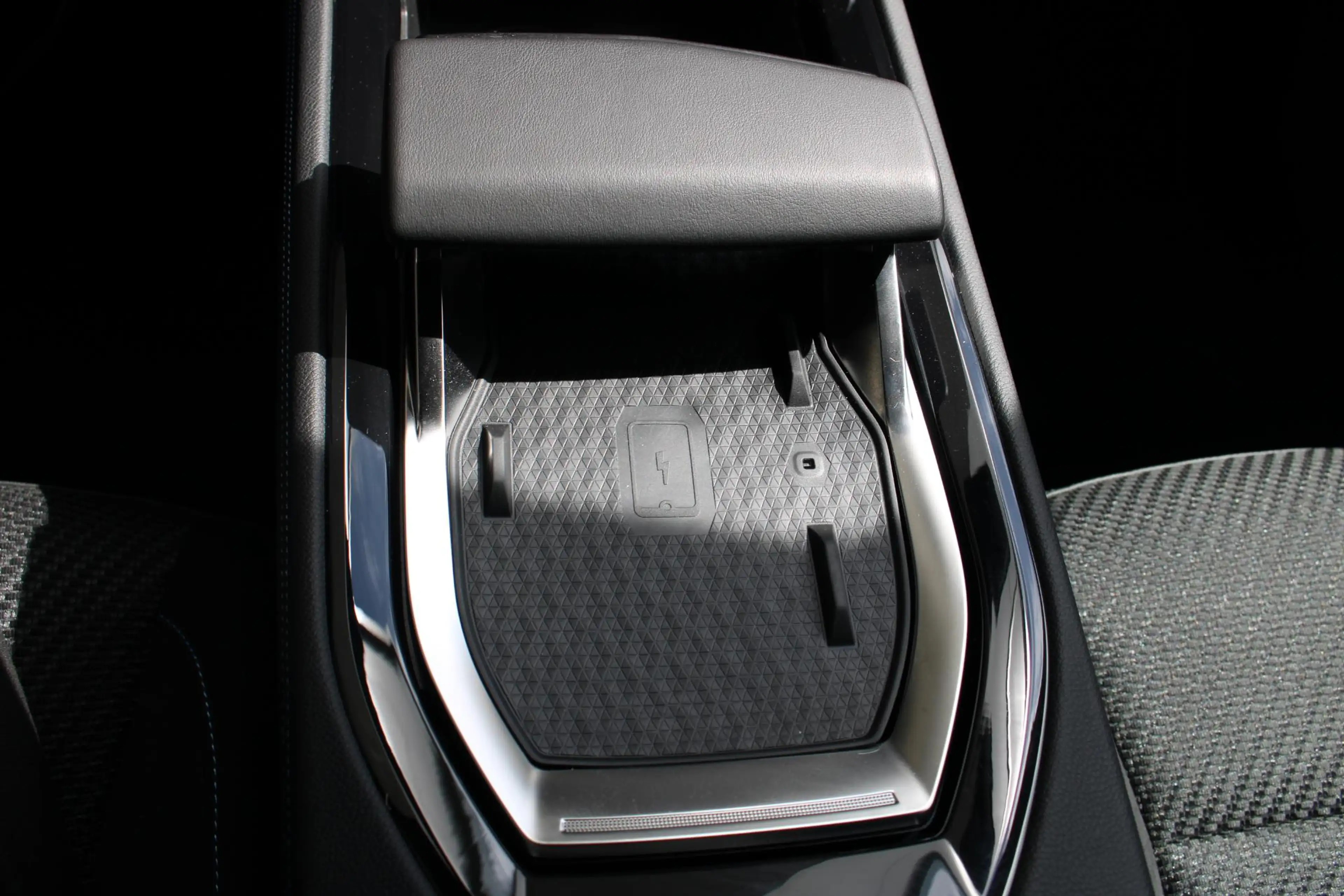 Renault Espace E-Tech full hybrid 200 esprit Alpine 7p. Automaat — photo 16