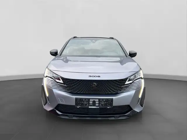Peugeot 3008 view 6