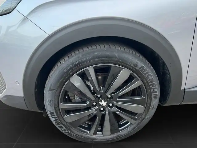 Peugeot 3008 view 7